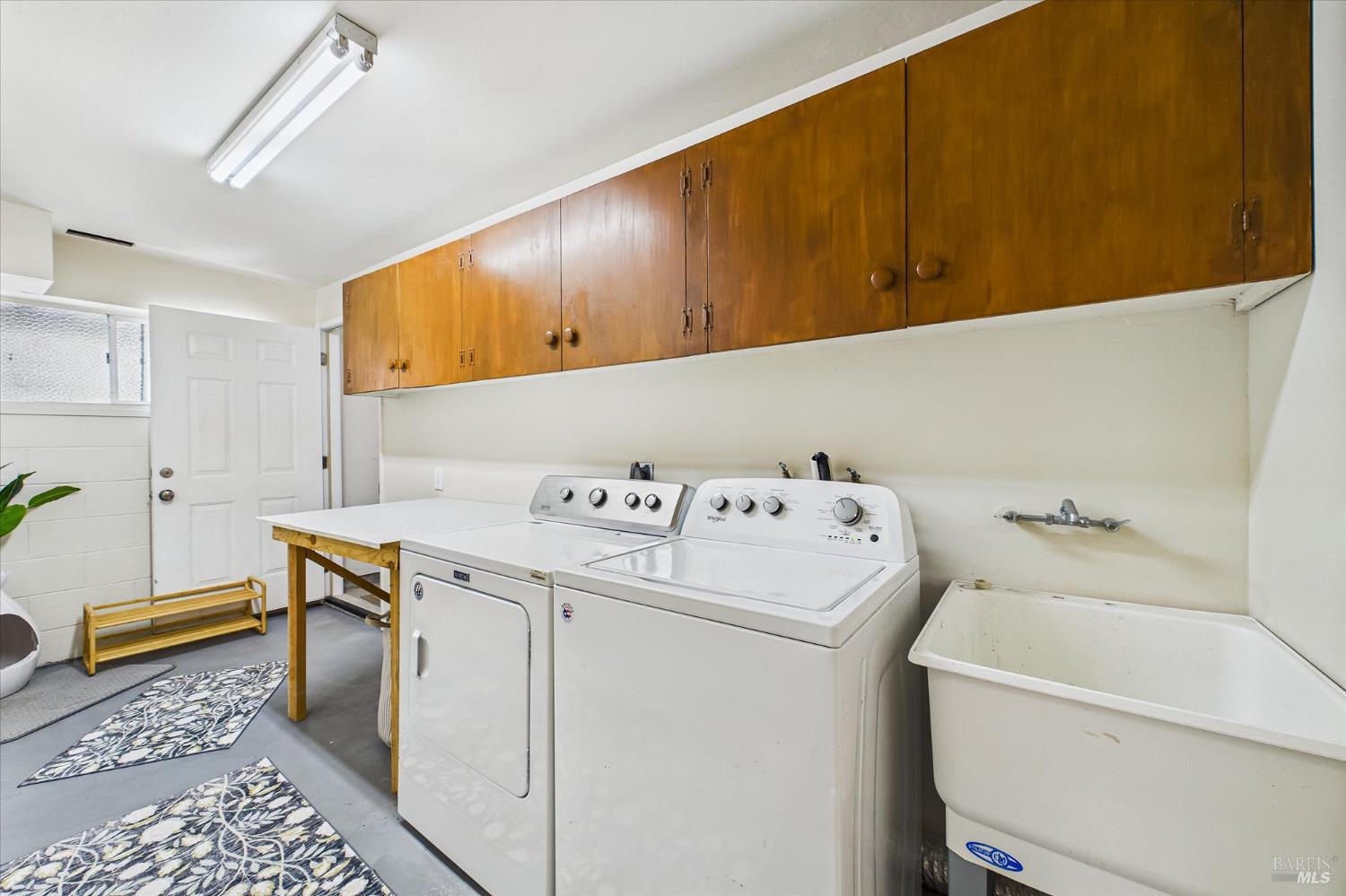 Detail Gallery Image 25 of 31 For 2305 Harris St, Eureka,  CA 95503 - 3 Beds | 2 Baths