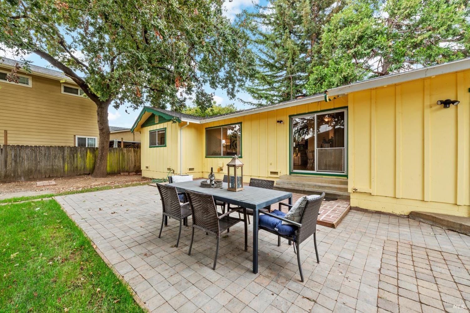 Detail Gallery Image 31 of 39 For 3350 Linda Vista Ave, Napa,  CA 94558 - 3 Beds | 2 Baths