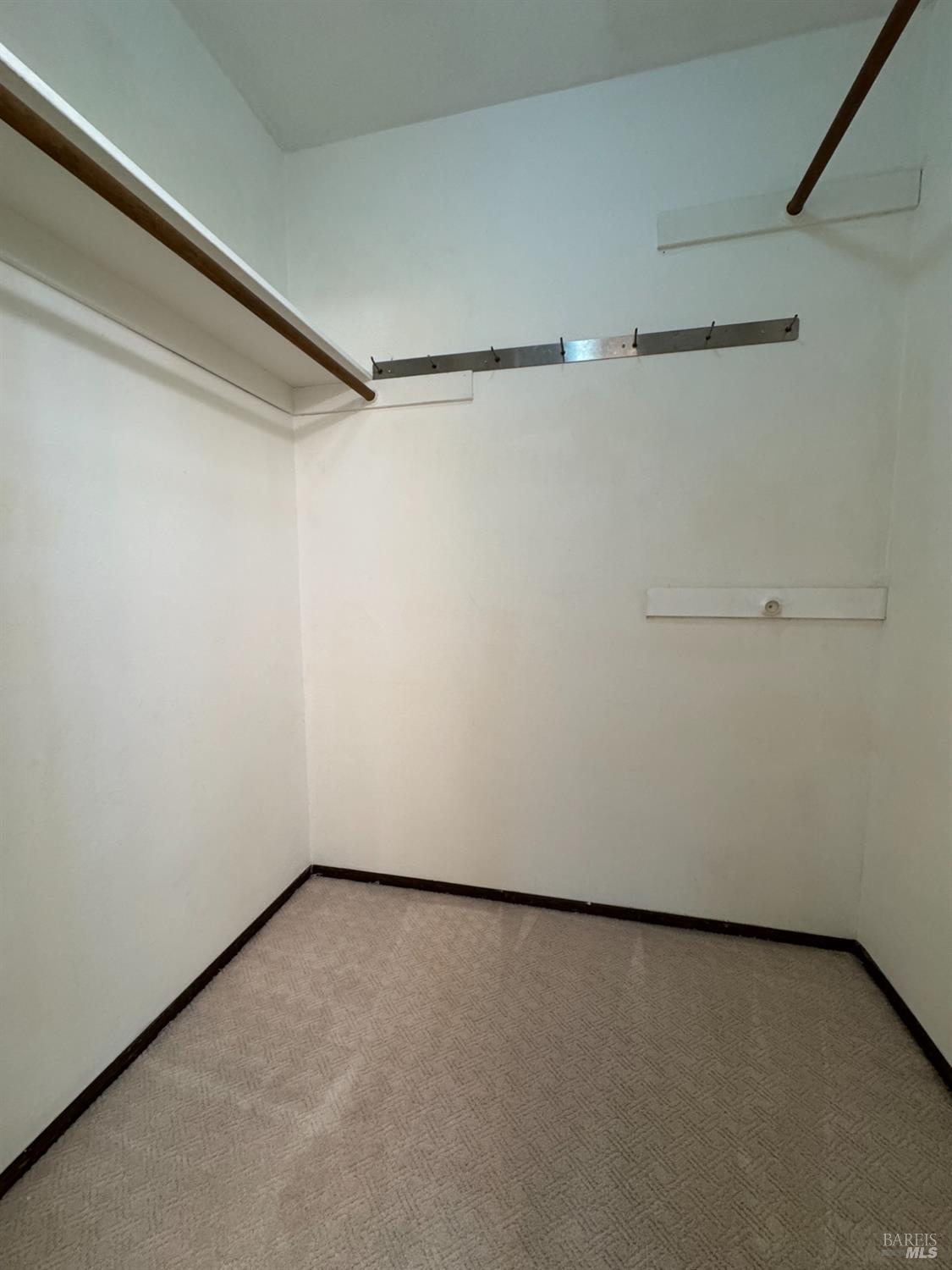 Detail Gallery Image 38 of 65 For 58 Scottsdale Way, Novato,  CA 94945 - 2 Beds | 1/1 Baths