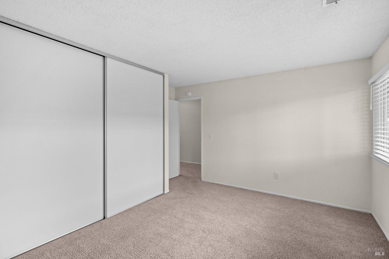 Detail Gallery Image 21 of 27 For 5032 Country Club Dr, Rohnert Park,  CA 94928 - 2 Beds | 1/1 Baths