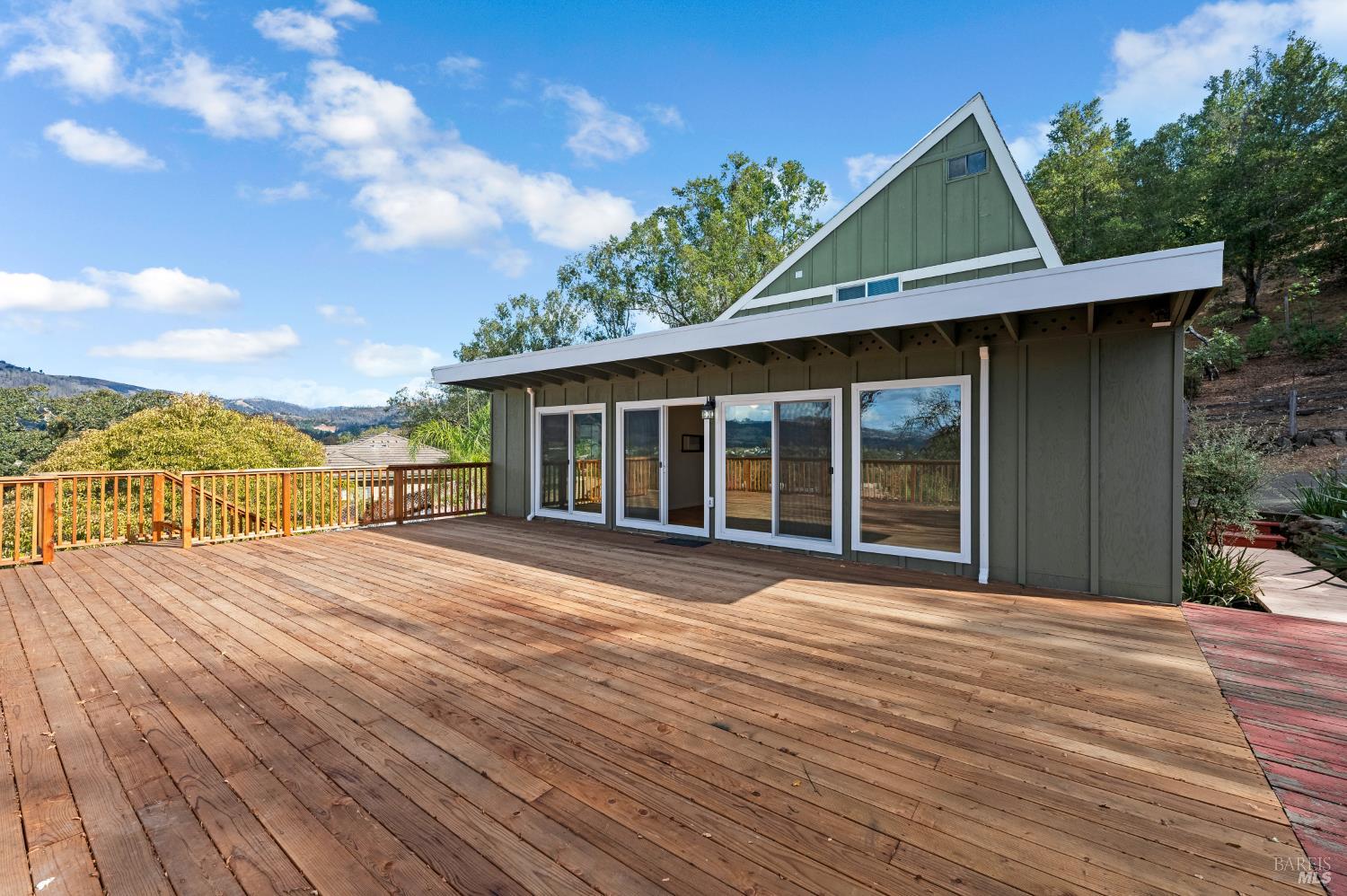 Detail Gallery Image 2 of 35 For 5550 Pepperwood Rd, Santa Rosa,  CA 95409 - 2 Beds | 2 Baths