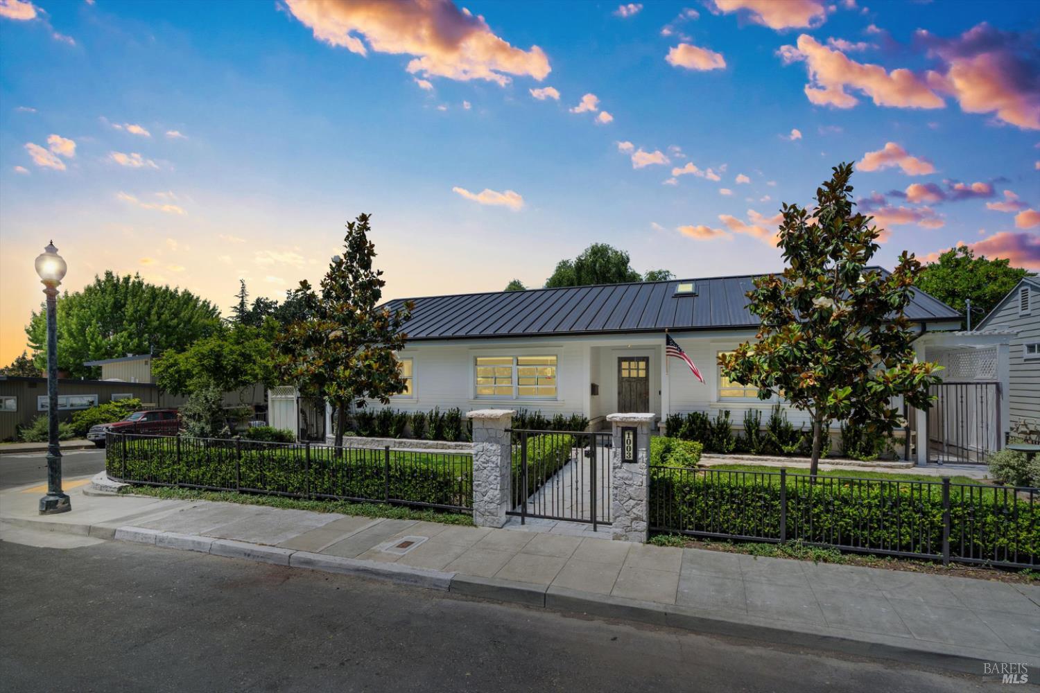 Front Image Thumbnail for BA325087266