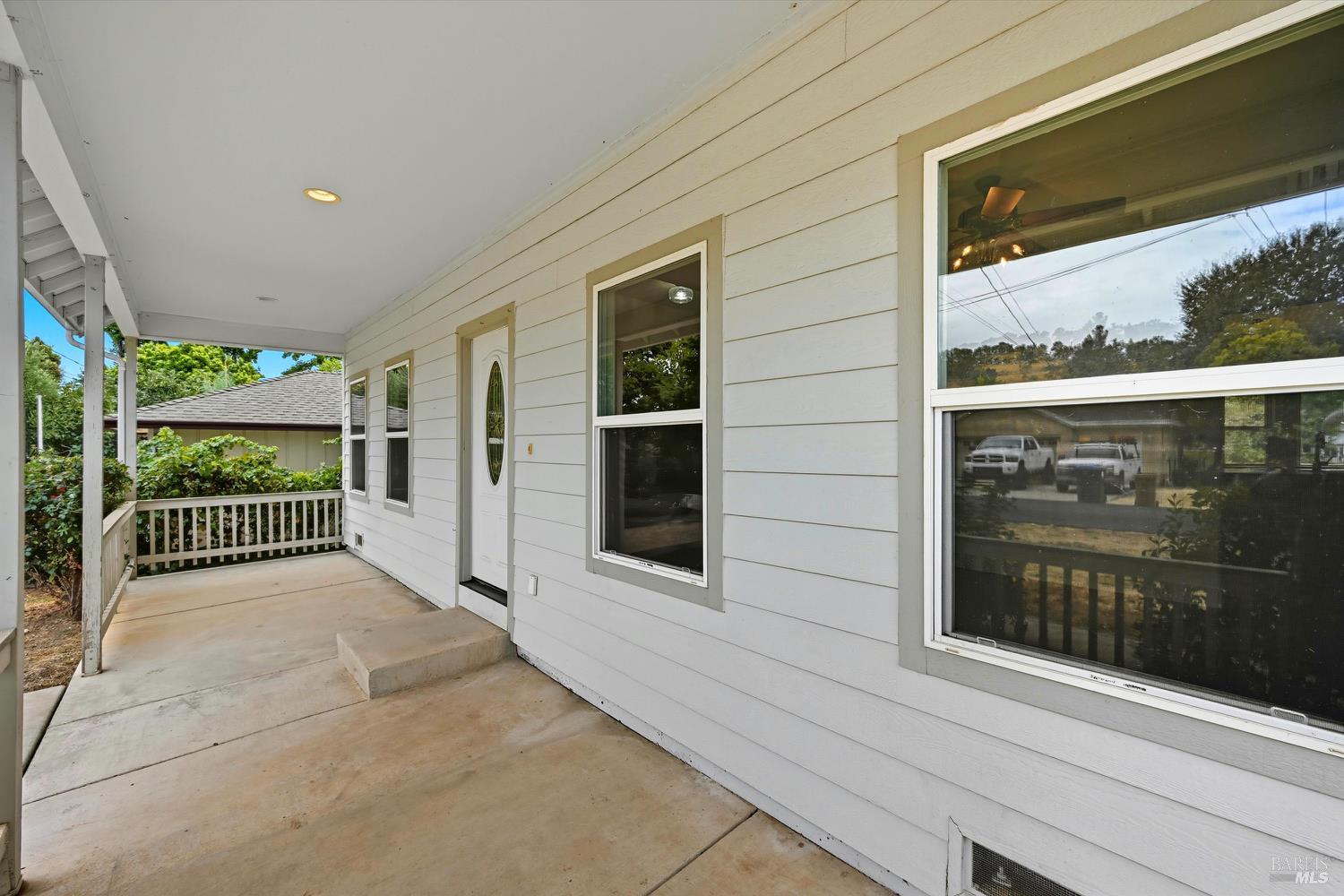 Detail Gallery Image 31 of 32 For 18231 Deer Hollow Rd, Hidden Valley Lake,  CA 95467 - 3 Beds | 2 Baths