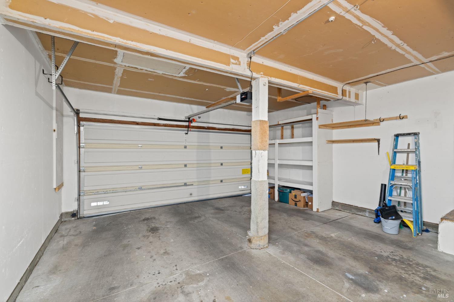 Detail Gallery Image 25 of 27 For 5032 Country Club Dr, Rohnert Park,  CA 94928 - 2 Beds | 1/1 Baths