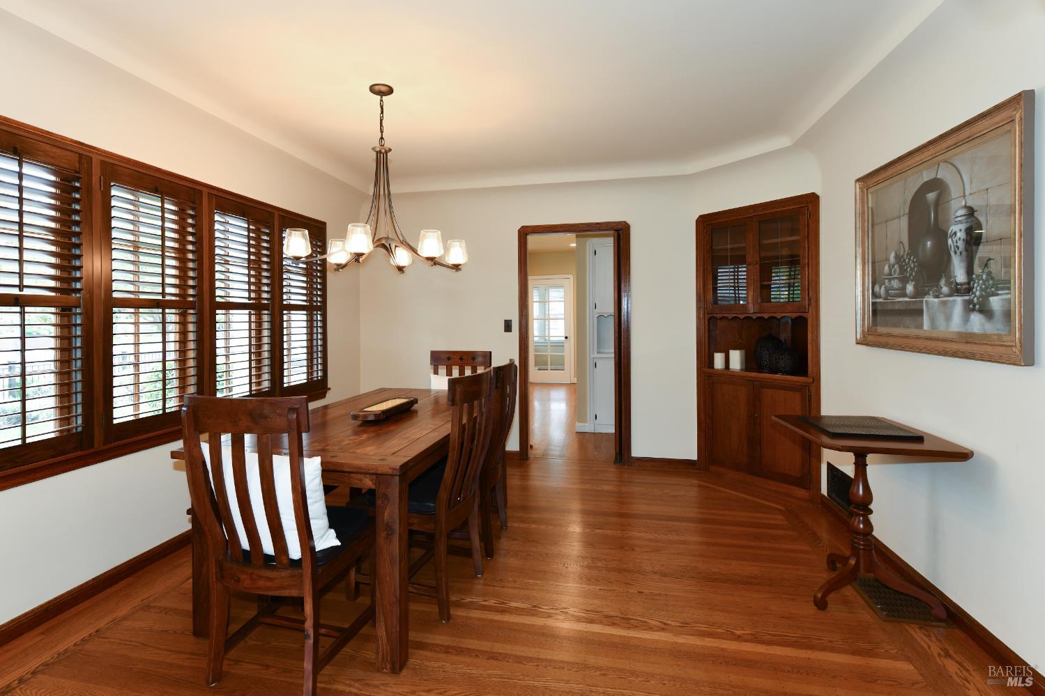 Detail Gallery Image 10 of 62 For 505 Madison St, Napa,  CA 94559 - 3 Beds | 2 Baths