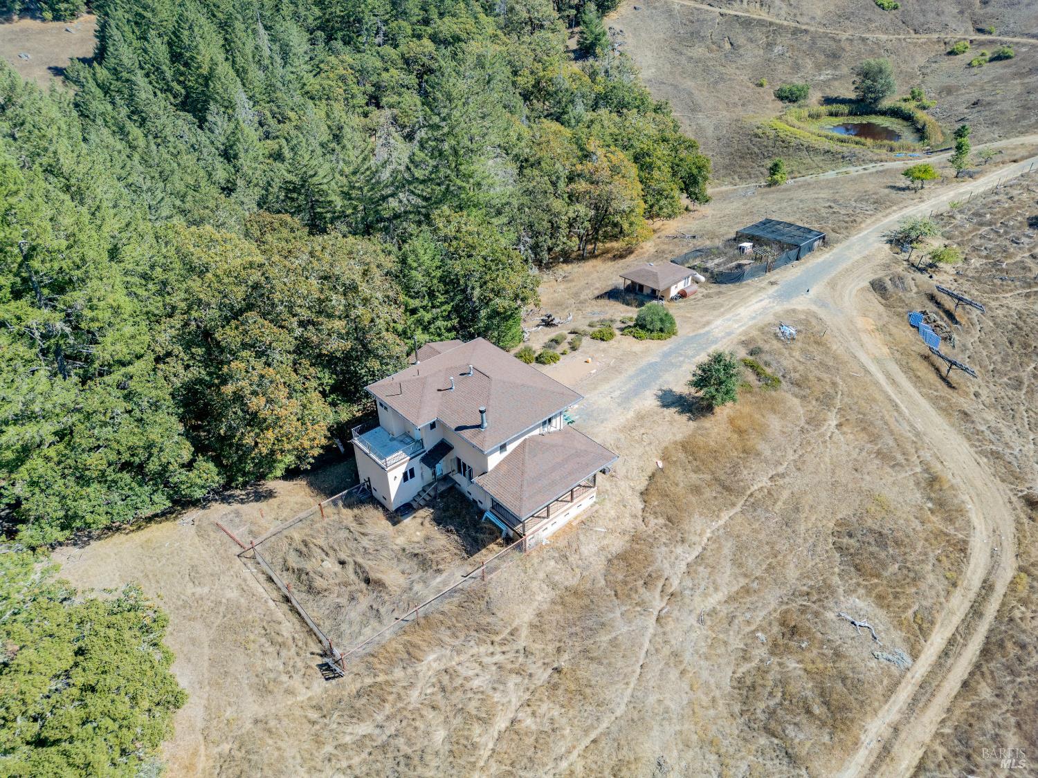 Detail Gallery Image 28 of 34 For 4070 Williams Ranch Rd, Willits,  CA 95490 - 2 Beds | 2 Baths