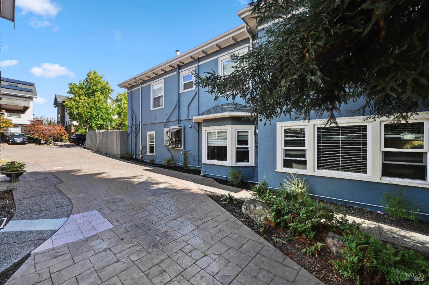 Detail Gallery Image 59 of 65 For 1117 Hearst Ave, Berkeley,  CA 94702 - 3 Beds | 2 Baths