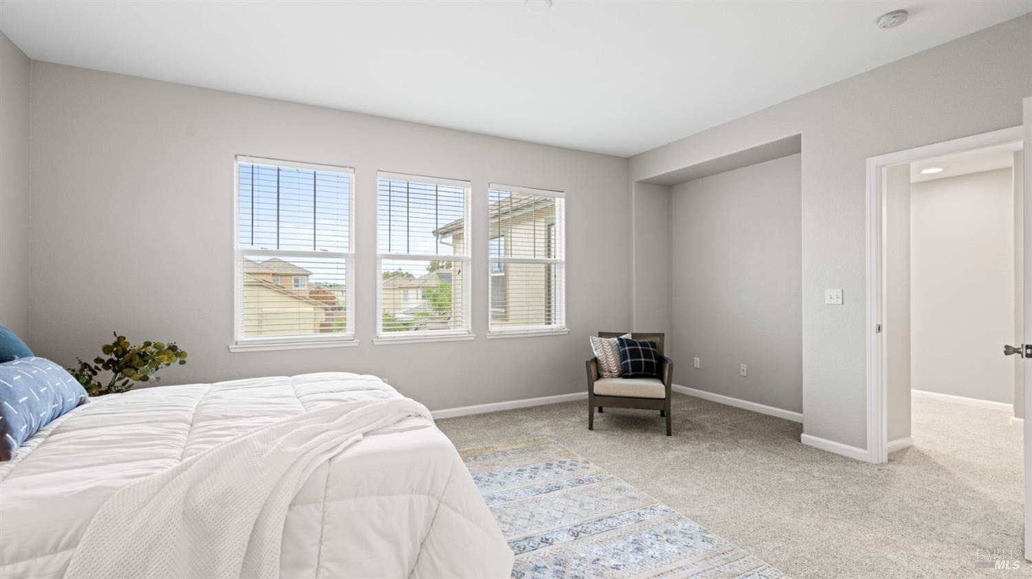 Detail Gallery Image 19 of 38 For 1202 Villaggio Cir, Vacaville,  CA 95688 - 3 Beds | 2/1 Baths