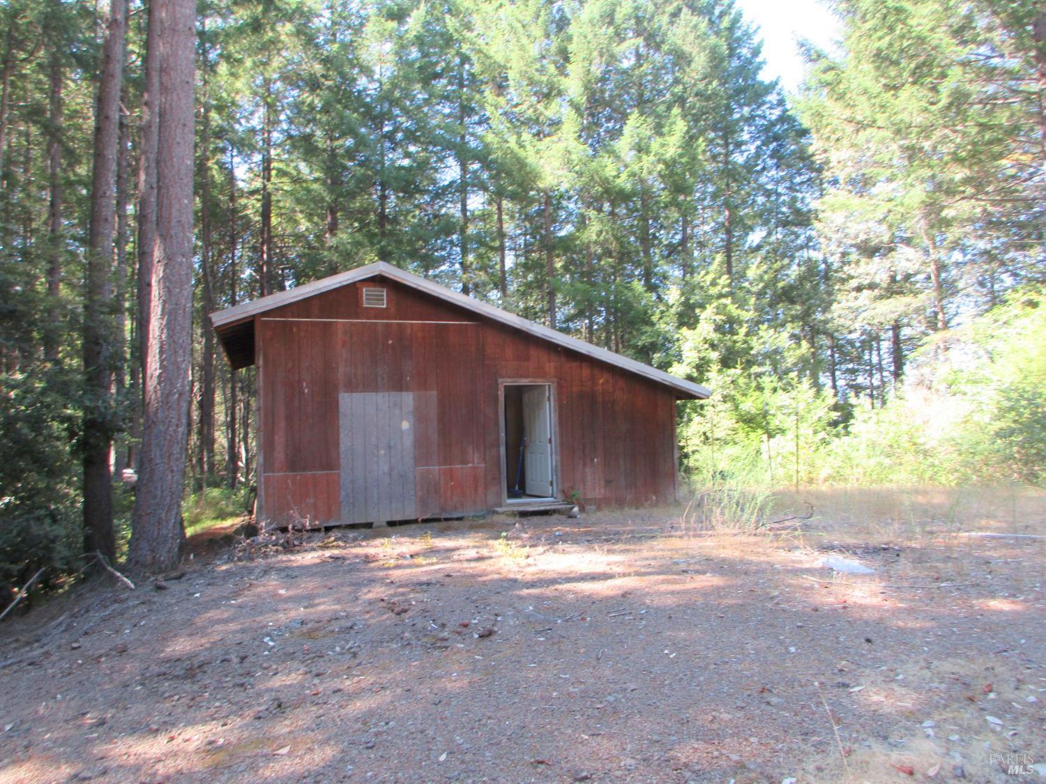 Detail Gallery Image 25 of 26 For 6060 Wilder Ridge Rd, Garberville,  CA 95542 - 2 Beds | 2 Baths