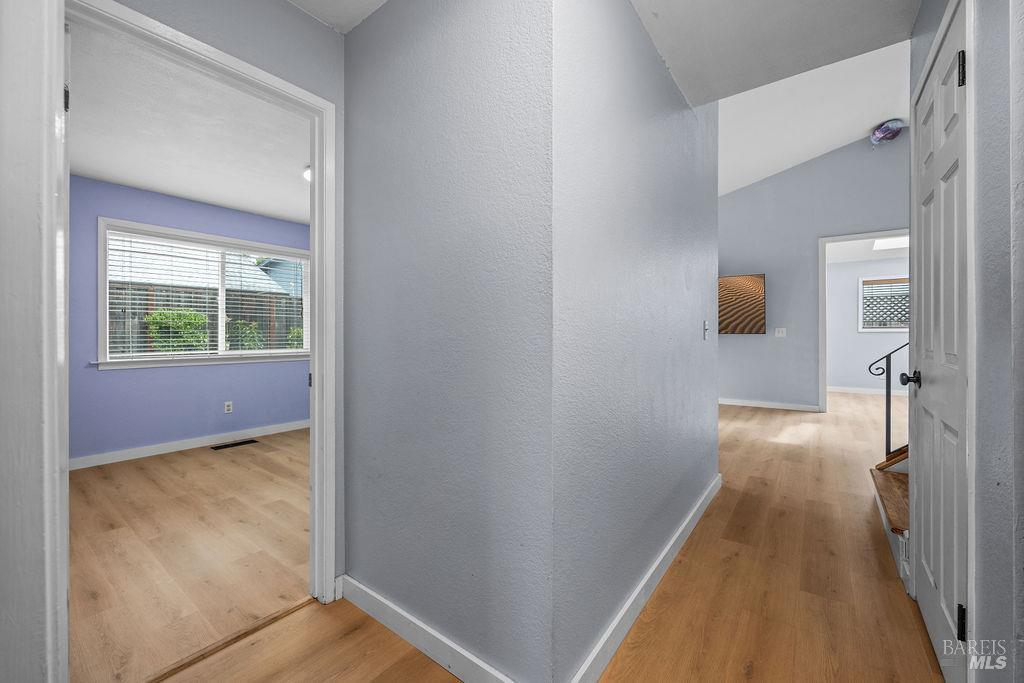 Detail Gallery Image 21 of 30 For 1374 Gaspar Ct, Rohnert Park,  CA 94928 - 3 Beds | 2 Baths