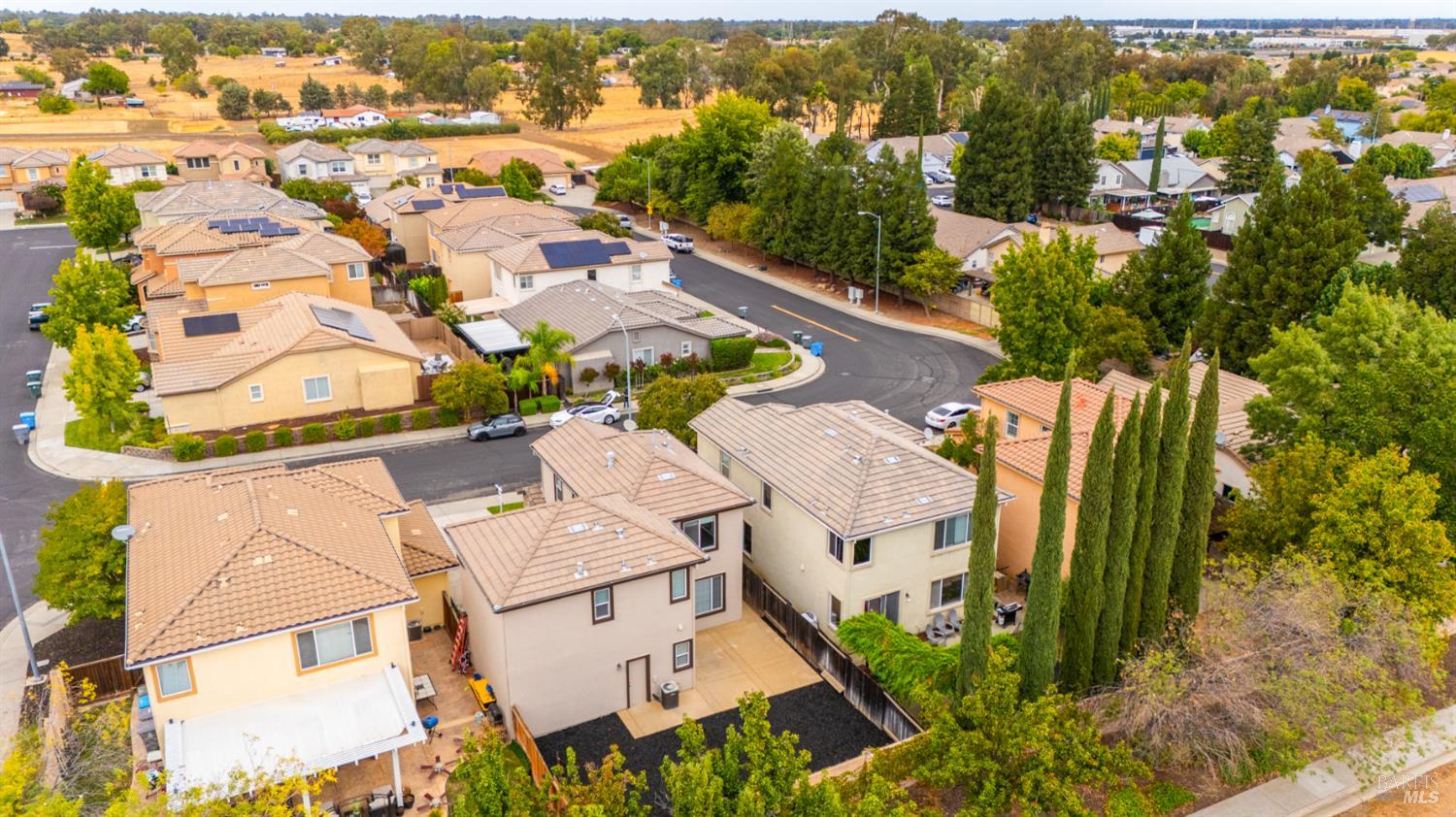 Detail Gallery Image 34 of 38 For 1202 Villaggio Cir, Vacaville,  CA 95688 - 3 Beds | 2/1 Baths