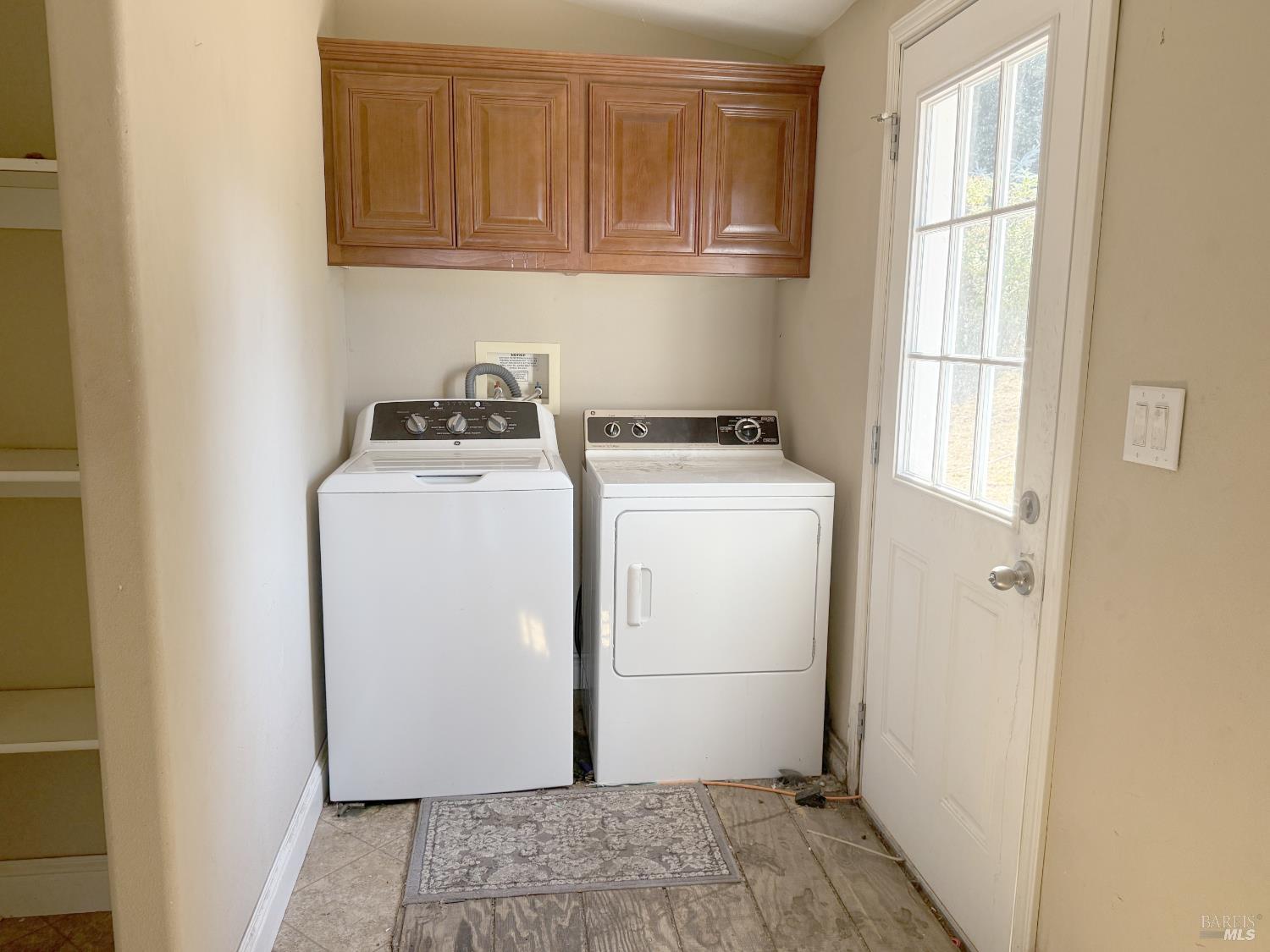 Detail Gallery Image 17 of 26 For 6060 Wilder Ridge Rd, Garberville,  CA 95542 - 2 Beds | 2 Baths