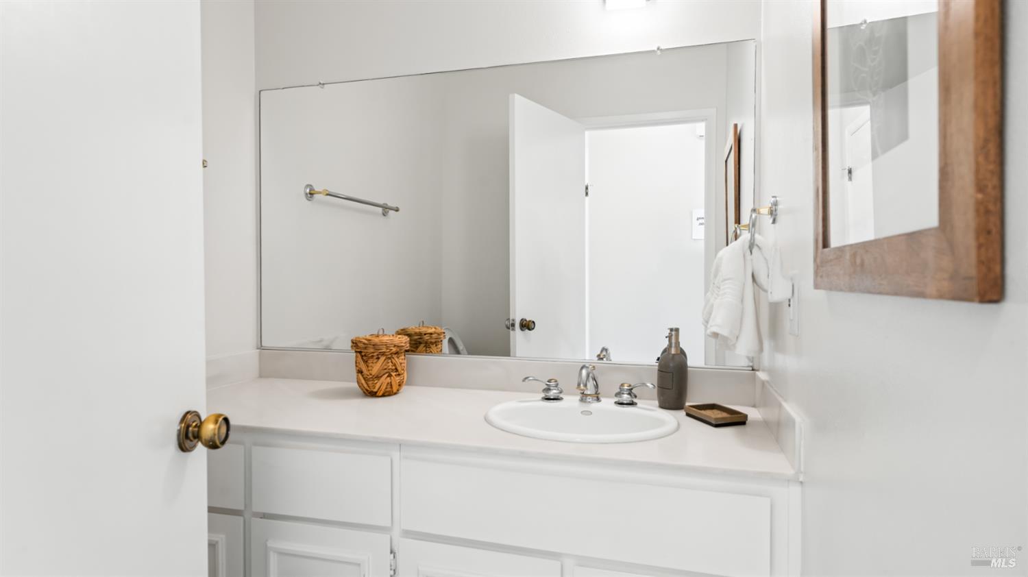 Detail Gallery Image 33 of 40 For 5 Charmaine Ct, Novato,  CA 94949 - 3 Beds | 2/1 Baths