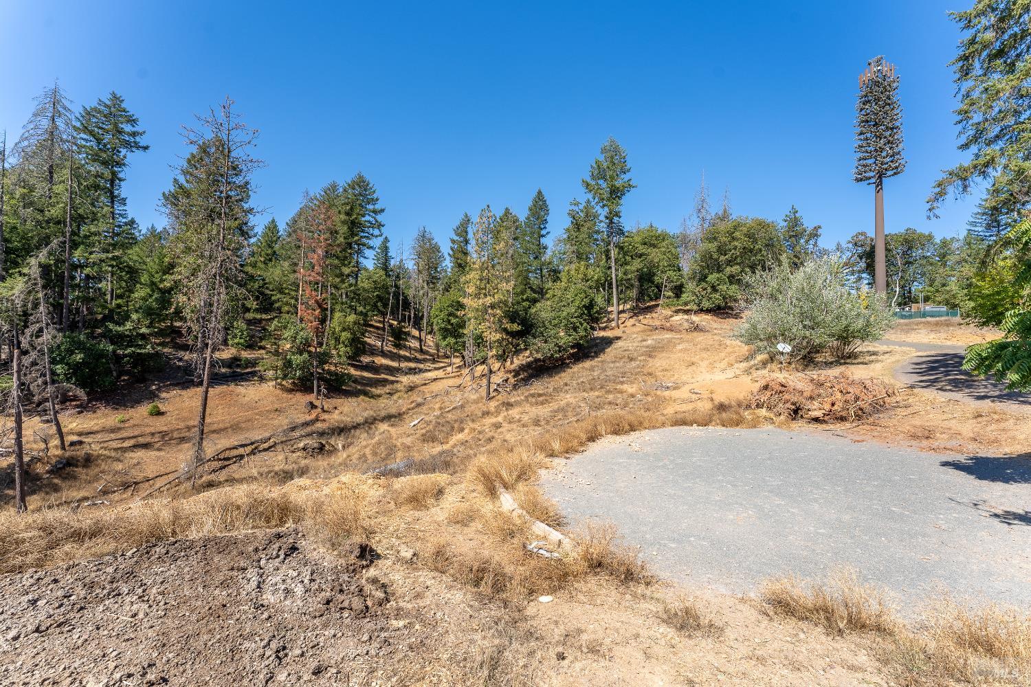 Detail Gallery Image 44 of 56 For 20201 Manzanita Dr, Willits,  CA 95490 - 3 Beds | 2 Baths