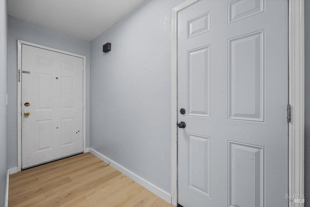 Detail Gallery Image 22 of 30 For 1374 Gaspar Ct, Rohnert Park,  CA 94928 - 3 Beds | 2 Baths