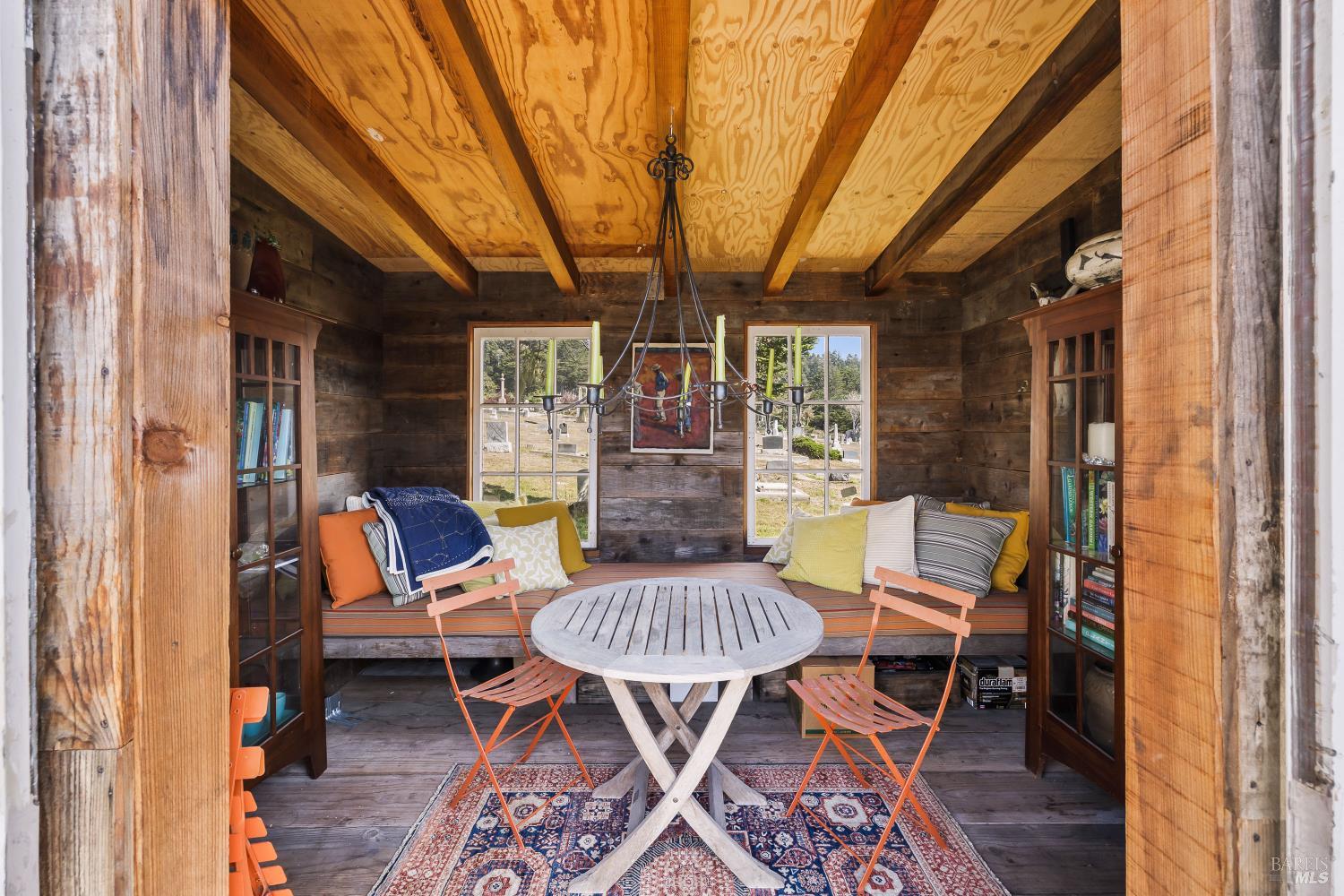 Detail Gallery Image 22 of 28 For 10501 Evergreen St, Mendocino,  CA 95460 - 2 Beds | 1 Baths