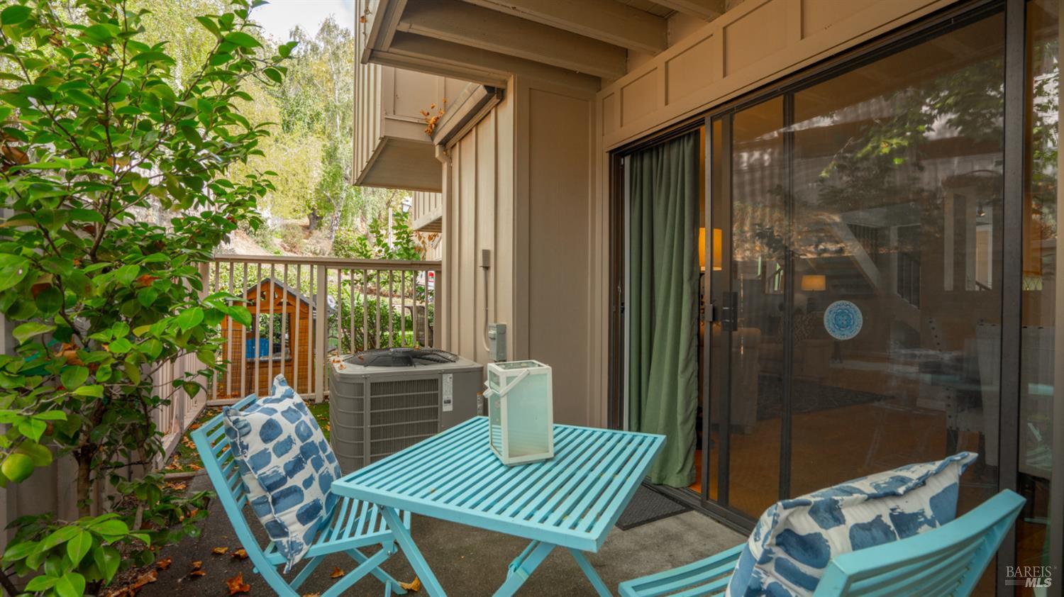 Detail Gallery Image 35 of 40 For 5 Charmaine Ct, Novato,  CA 94949 - 3 Beds | 2/1 Baths