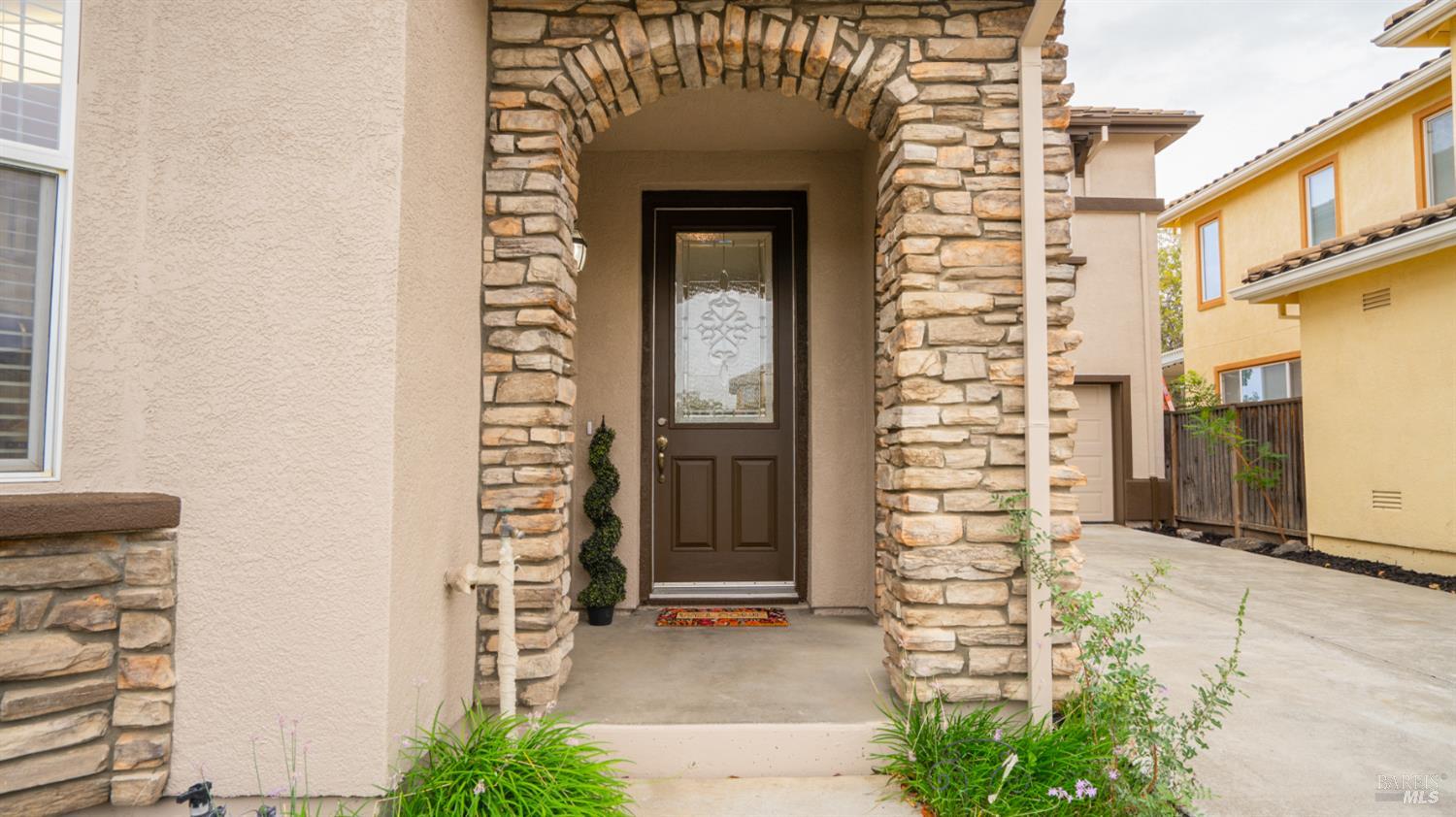 Detail Gallery Image 5 of 38 For 1202 Villaggio Cir, Vacaville,  CA 95688 - 3 Beds | 2/1 Baths