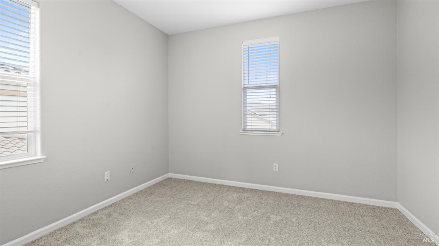 Detail Gallery Image 28 of 38 For 1202 Villaggio Cir, Vacaville,  CA 95688 - 3 Beds | 2/1 Baths