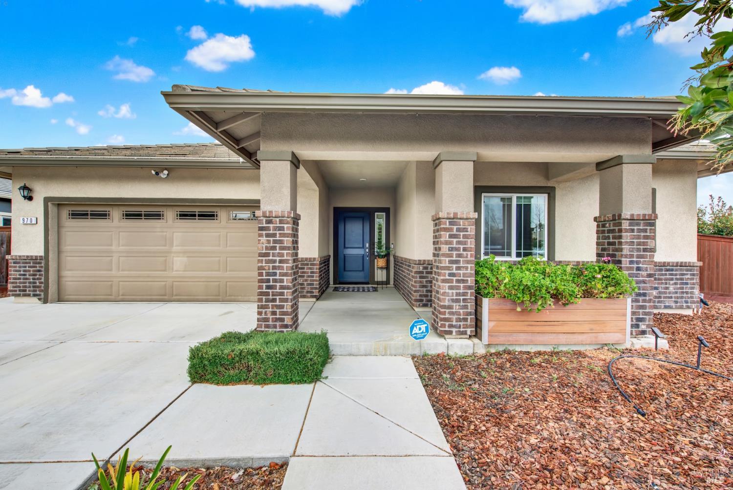 Detail Gallery Image 3 of 54 For 970 Camelia Dr, Dixon,  CA 95620 - 4 Beds | 2 Baths