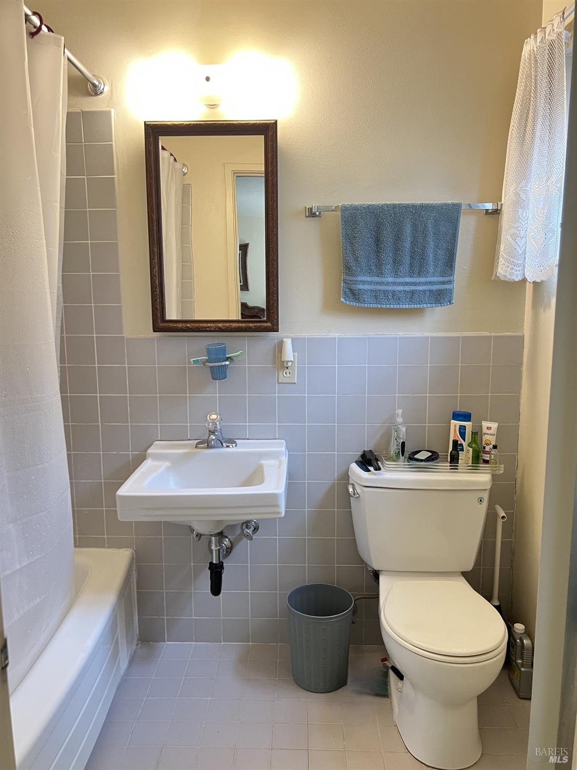 Detail Gallery Image 27 of 39 For 14 Gomez Way,  Mill Valley,  CA 94941 - – Beds | – Baths