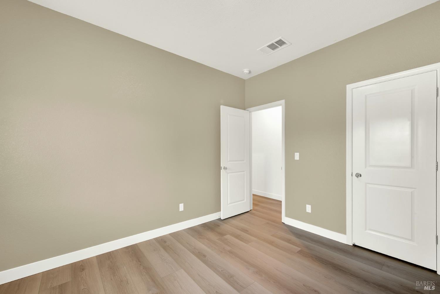 Detail Gallery Image 24 of 54 For 970 Camelia Dr, Dixon,  CA 95620 - 4 Beds | 2 Baths