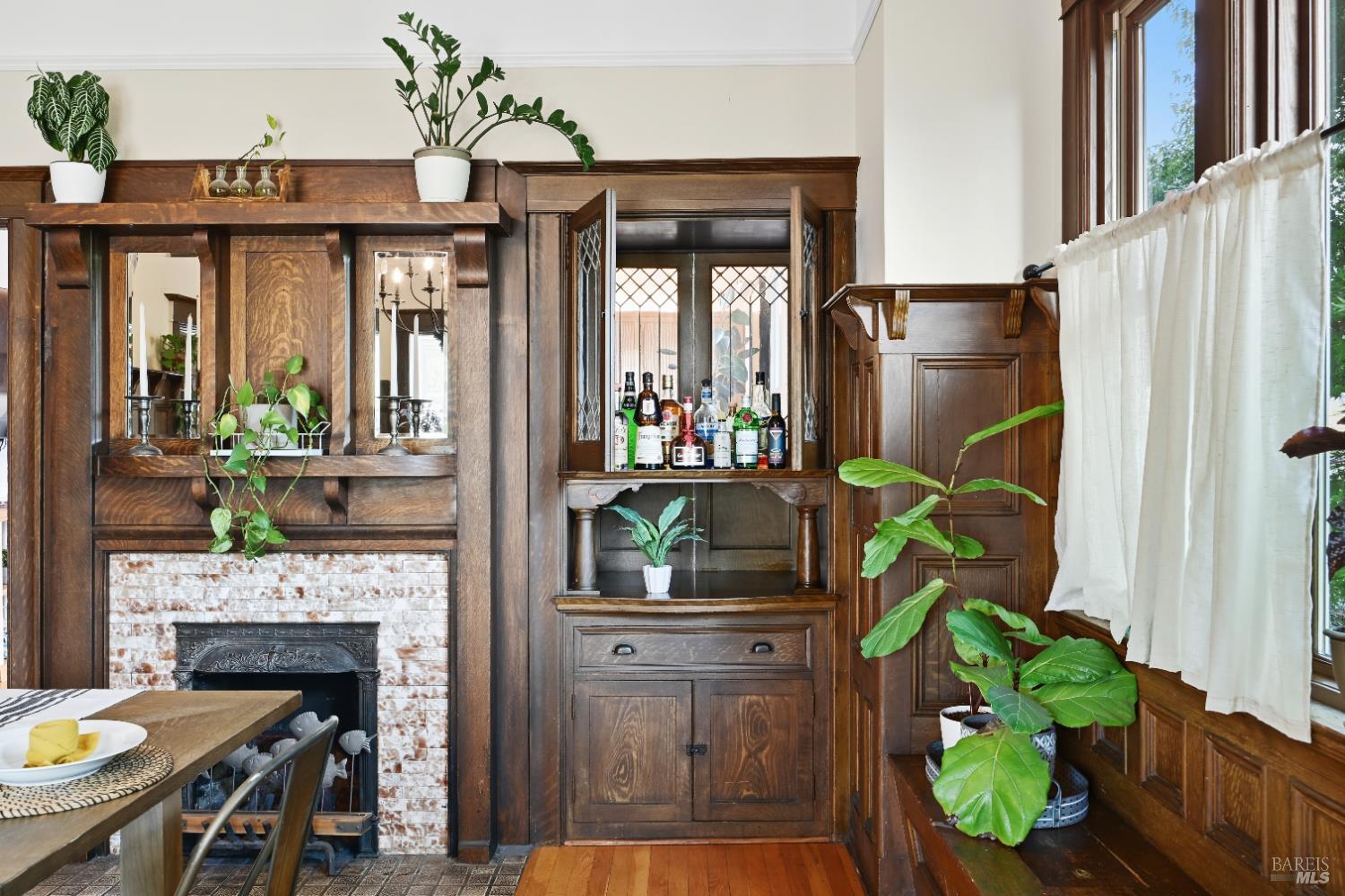 Detail Gallery Image 16 of 65 For 1117 Hearst Ave, Berkeley,  CA 94702 - 3 Beds | 2 Baths