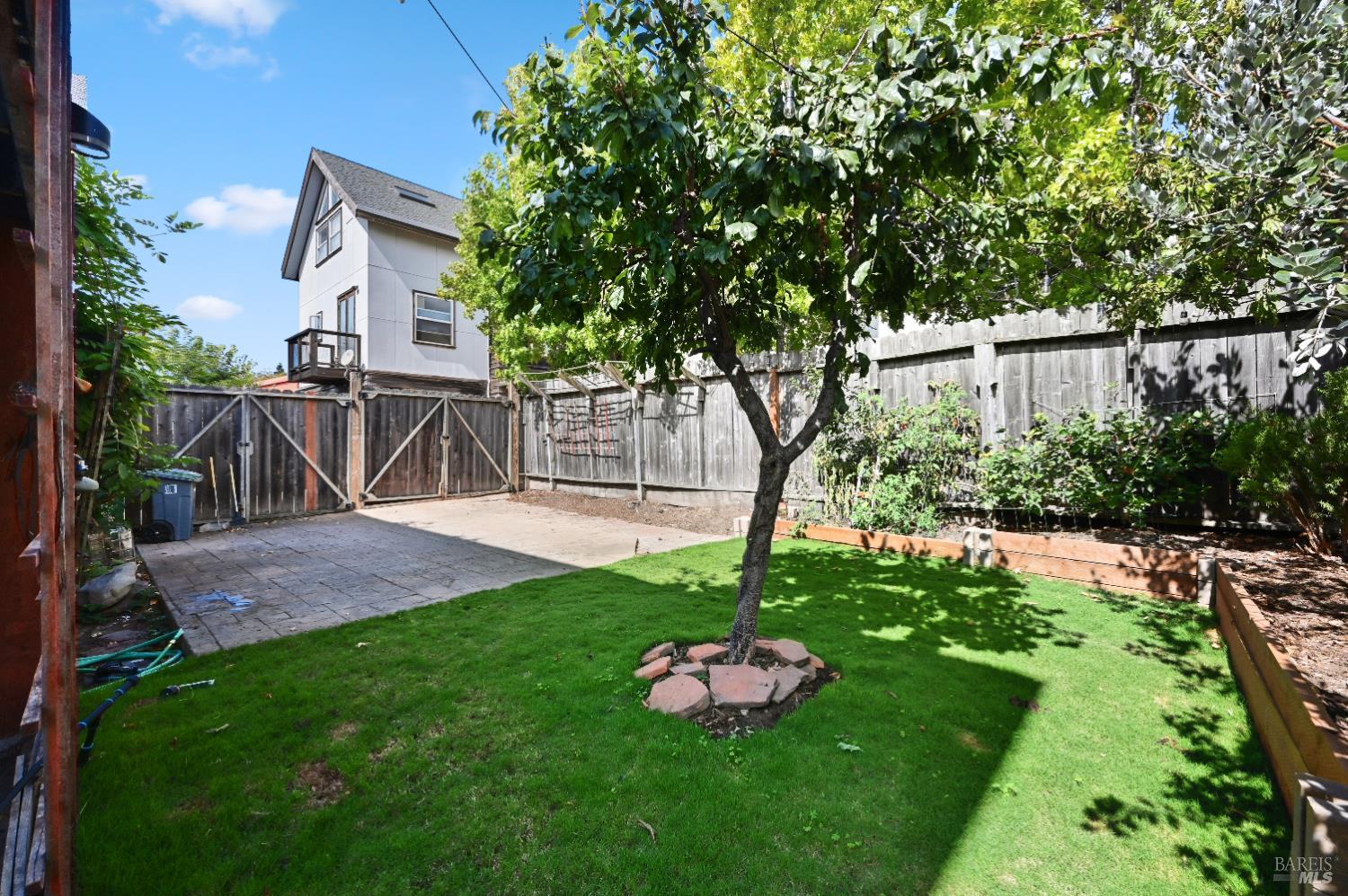 Detail Gallery Image 55 of 65 For 1117 Hearst Ave, Berkeley,  CA 94702 - 3 Beds | 2 Baths