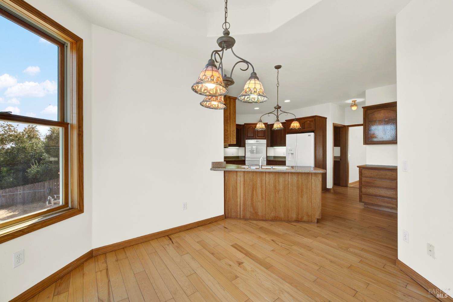 Detail Gallery Image 28 of 74 For 2136 Vineyard Hills Ct, Vacaville,  CA 95688 - 4 Beds | 3 Baths