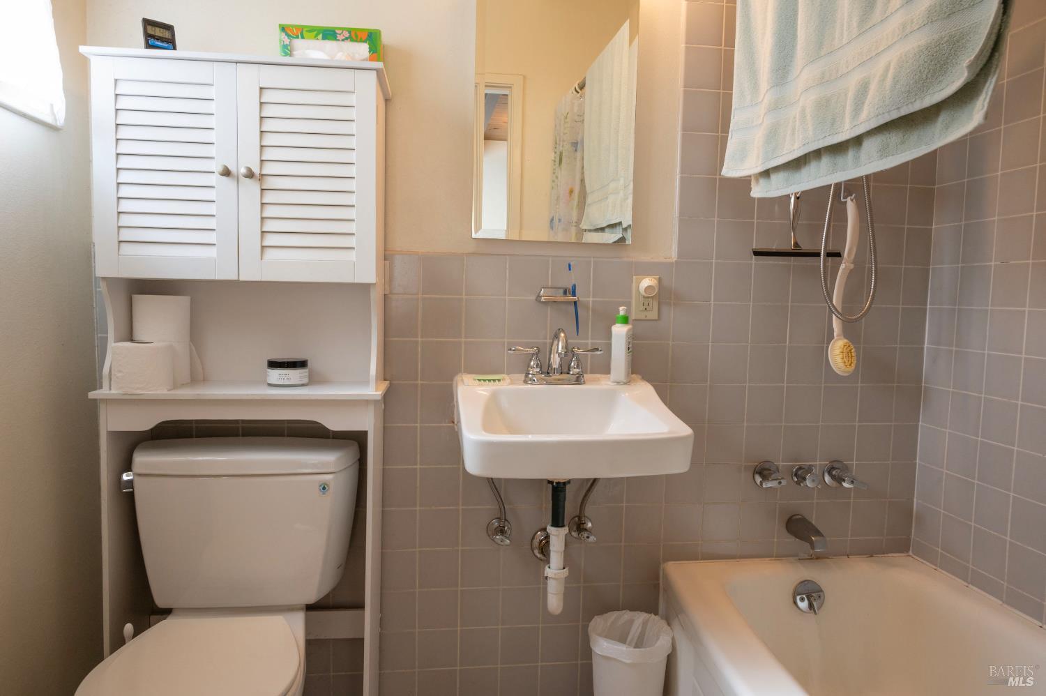 Detail Gallery Image 15 of 39 For 14 Gomez Way,  Mill Valley,  CA 94941 - – Beds | – Baths