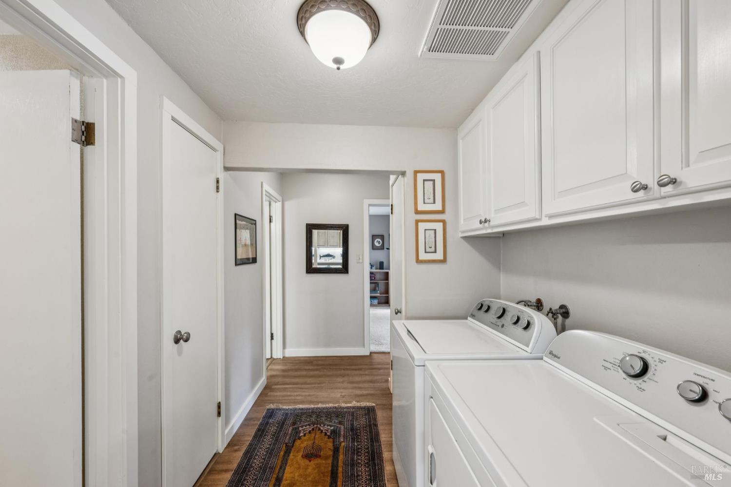 Detail Gallery Image 19 of 63 For 9760 Willow Ave, Cotati,  CA 94931 - 6 Beds | 4 Baths