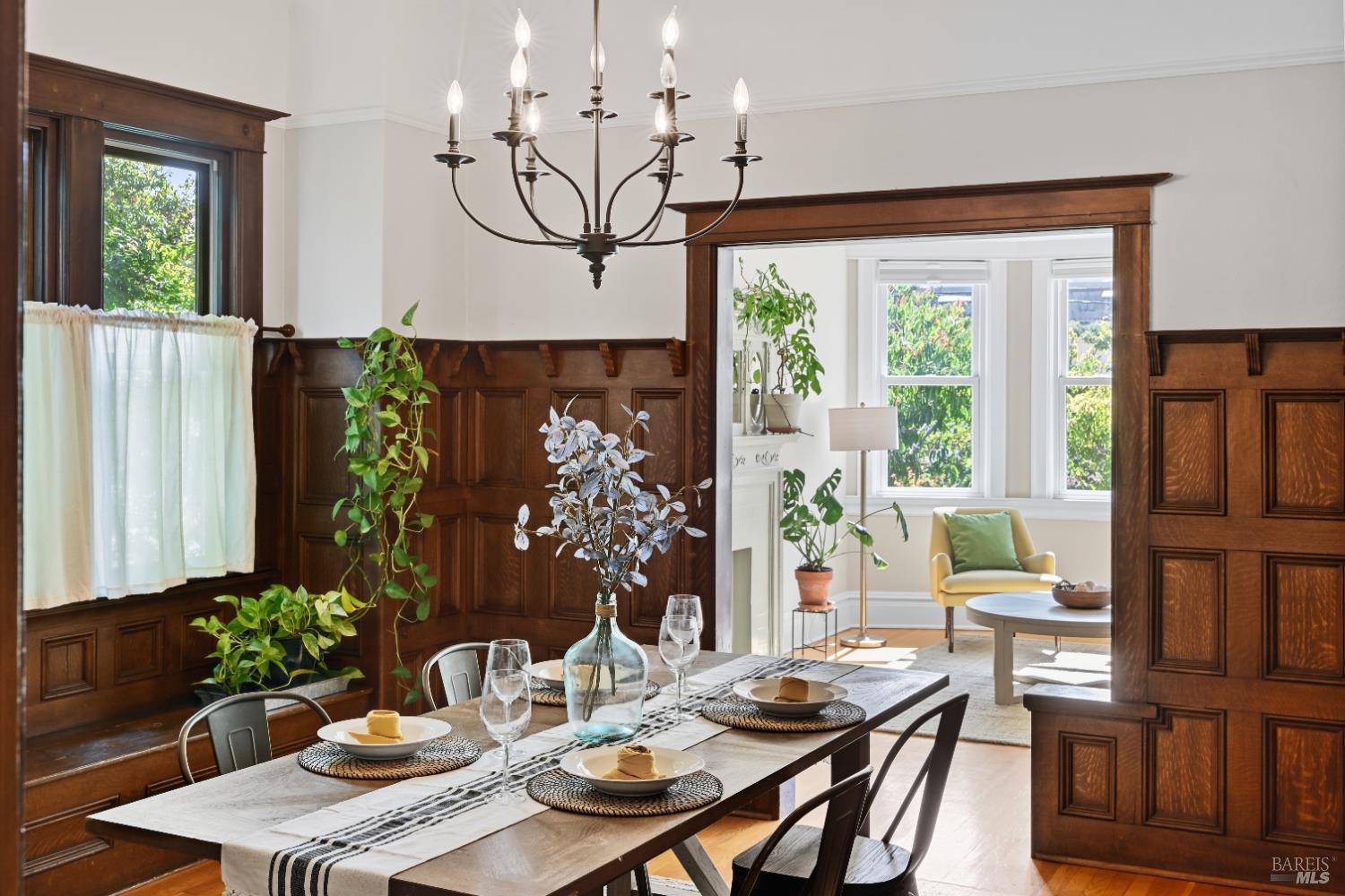 Detail Gallery Image 13 of 65 For 1117 Hearst Ave, Berkeley,  CA 94702 - 3 Beds | 2 Baths