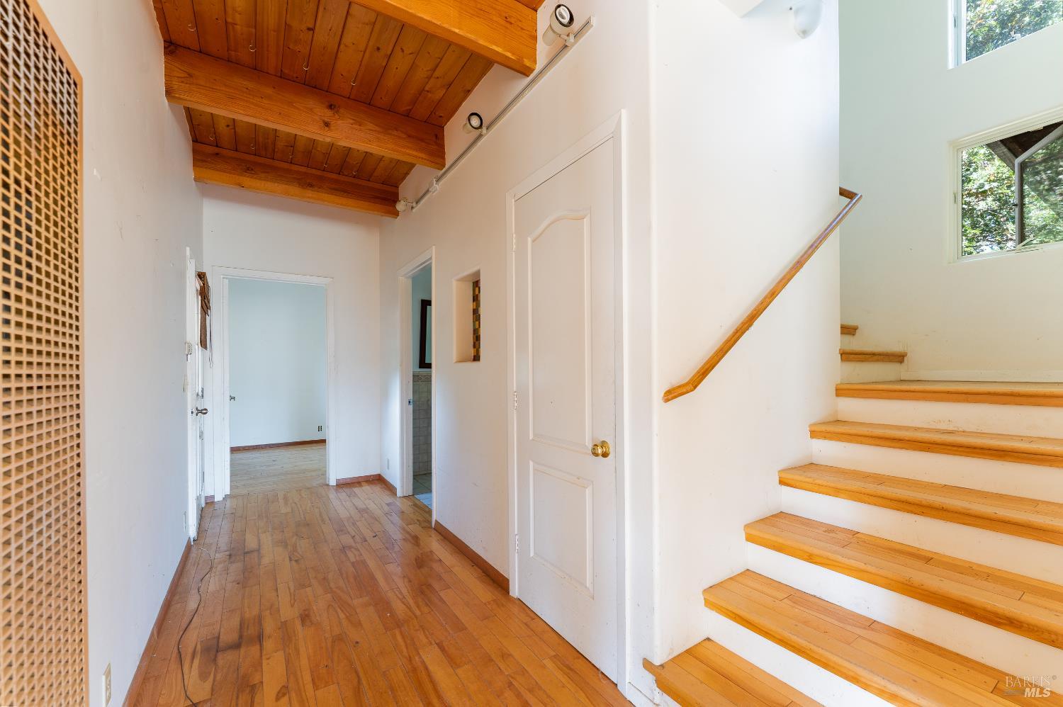 Detail Gallery Image 12 of 34 For 4070 Williams Ranch Rd, Willits,  CA 95490 - 2 Beds | 2 Baths