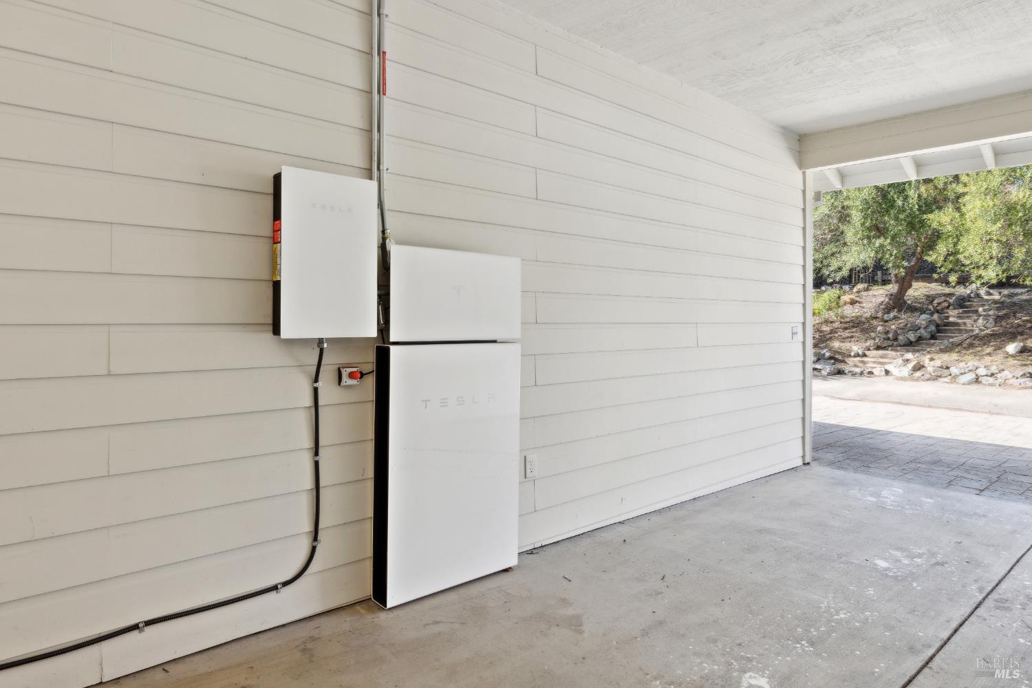 Detail Gallery Image 10 of 72 For 3750 Deer Meadow Ln, Occidental,  CA 95465 - 3 Beds | 3 Baths