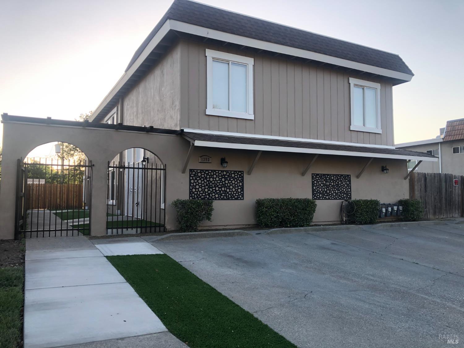Detail Gallery Image 22 of 28 For 1393 Callen St #D,  Vacaville,  CA 95688 - 2 Beds | 1/1 Baths