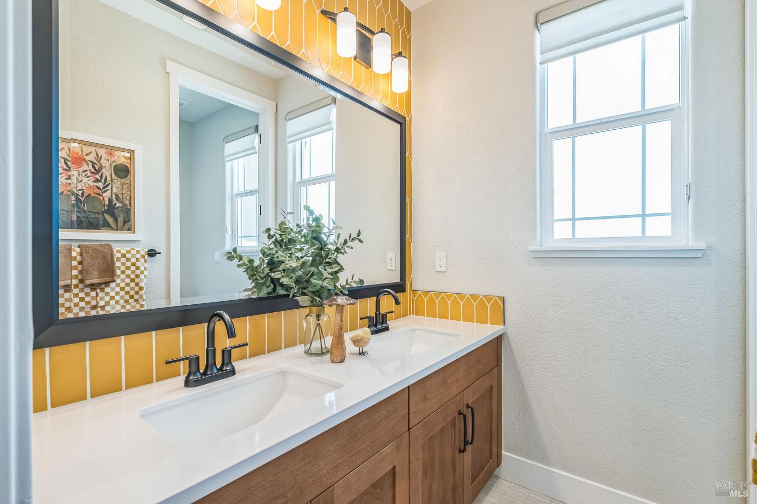 Detail Gallery Image 28 of 33 For 400 June Ct, Oakley,  CA 94561 - 5 Beds | 4/1 Baths