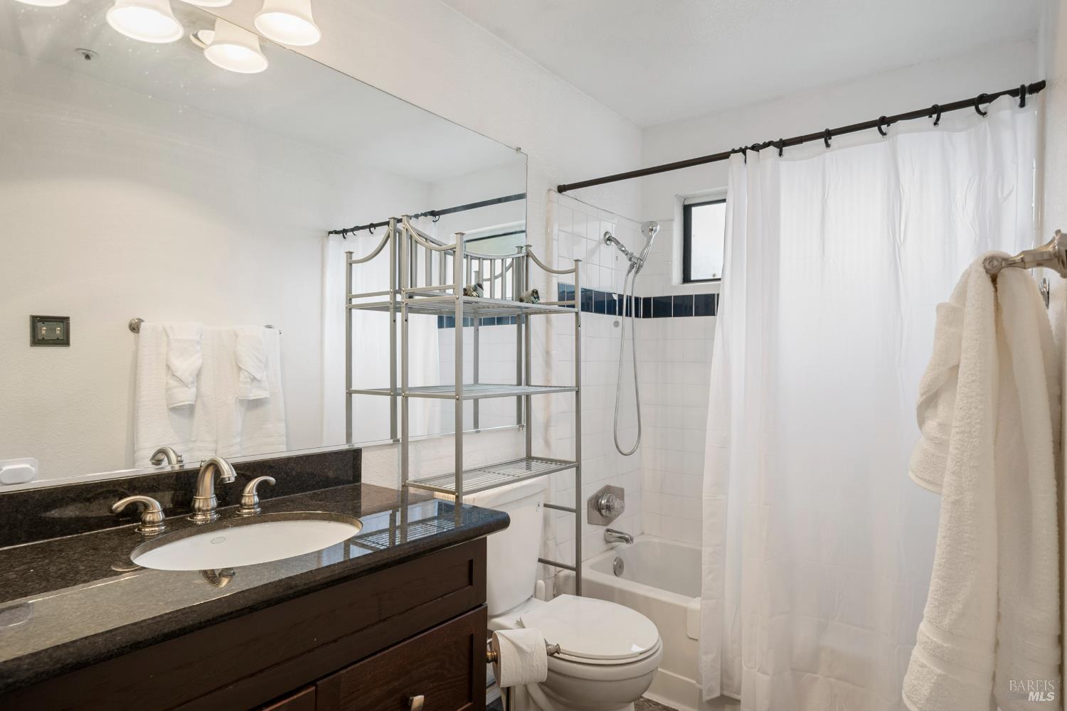 Detail Gallery Image 23 of 32 For 1201 Glen Cove Pkwy #1809,  Vallejo,  CA 94591 - 2 Beds | 2 Baths