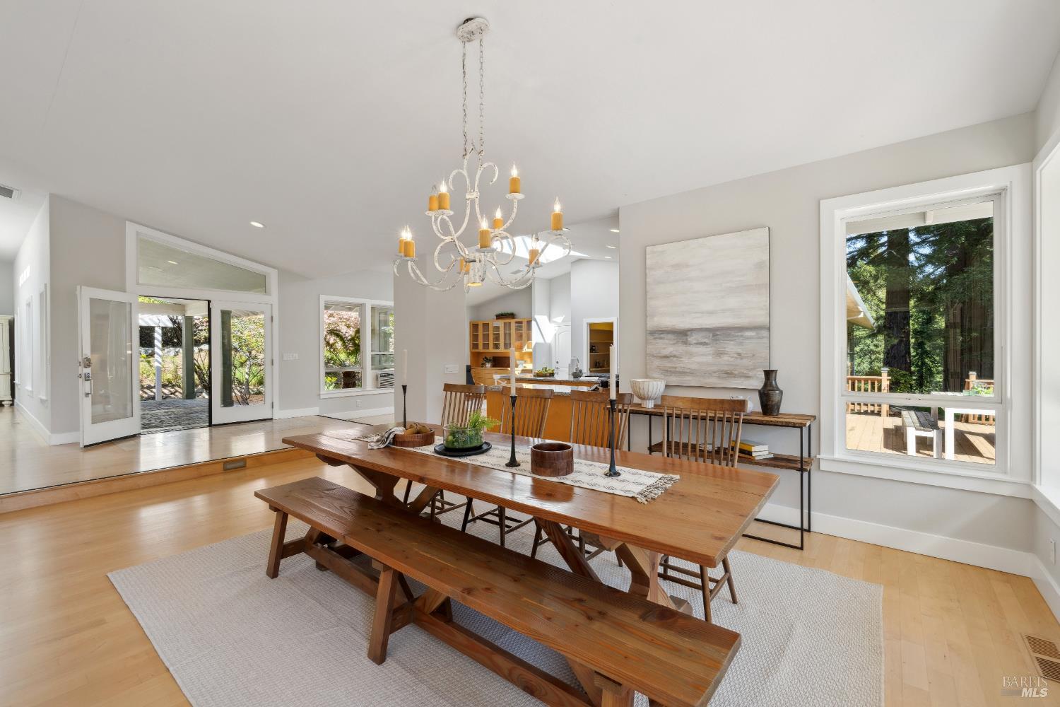 Detail Gallery Image 28 of 72 For 3750 Deer Meadow Ln, Occidental,  CA 95465 - 3 Beds | 3 Baths