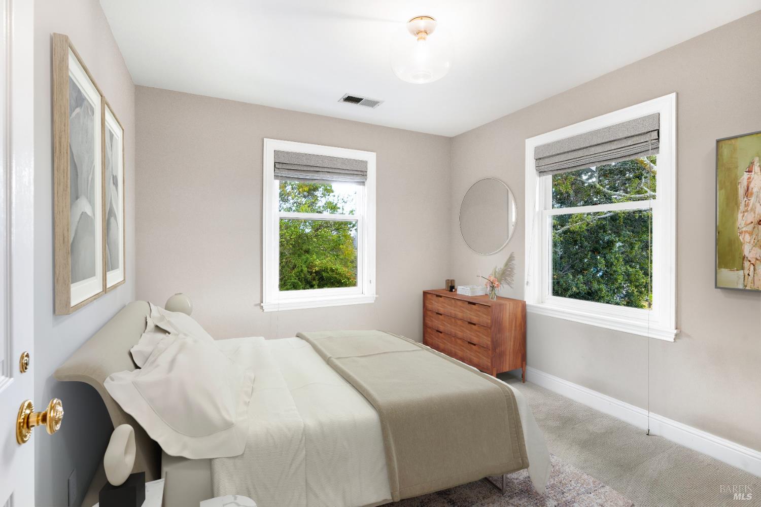 Detail Gallery Image 34 of 46 For 310 Redwood Ave, Corte Madera,  CA 94925 - 3 Beds | 2/1 Baths