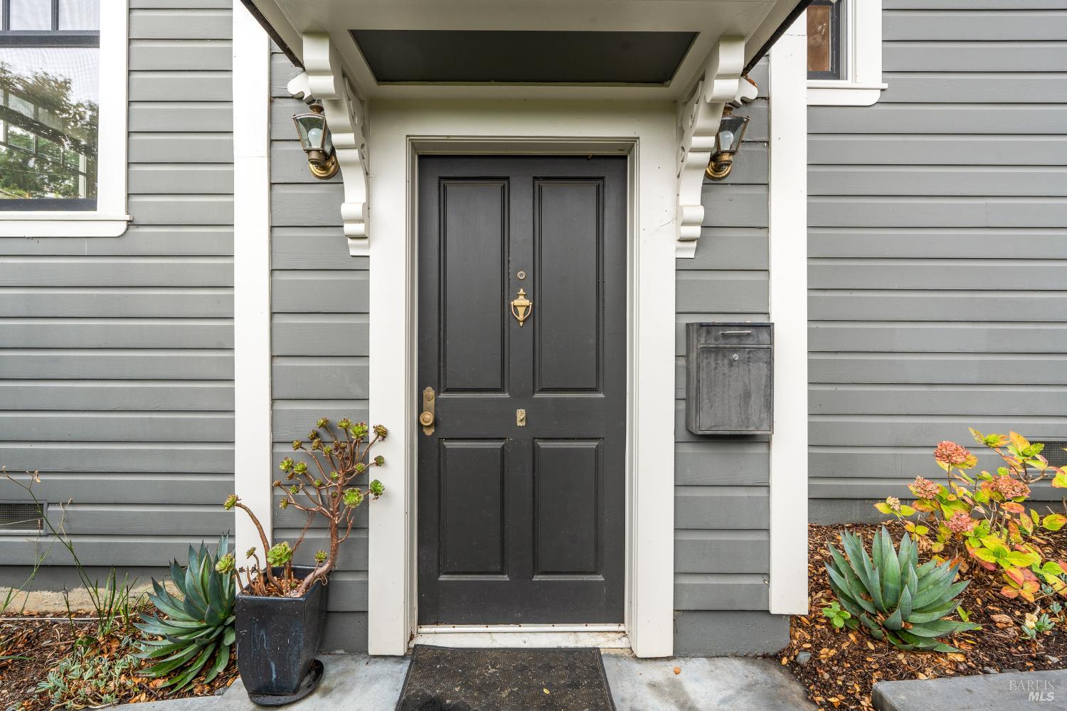 Detail Gallery Image 41 of 46 For 310 Redwood Ave, Corte Madera,  CA 94925 - 3 Beds | 2/1 Baths