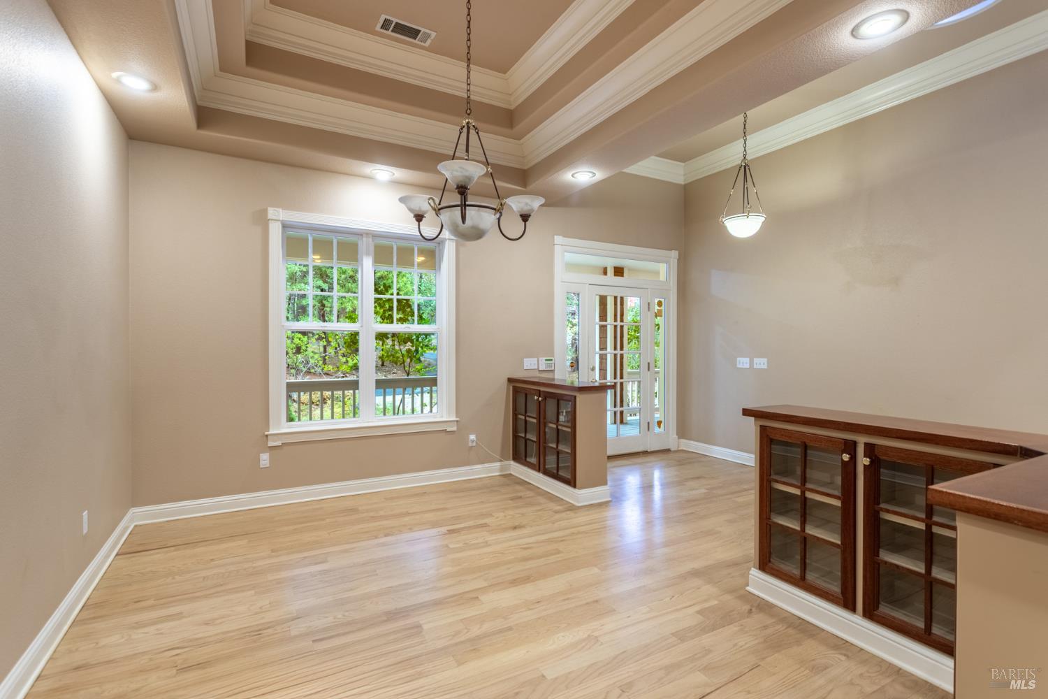 Detail Gallery Image 7 of 48 For 31051 Woodridge Dr, Shingletown,  CA 96088 - 4 Beds | 3 Baths