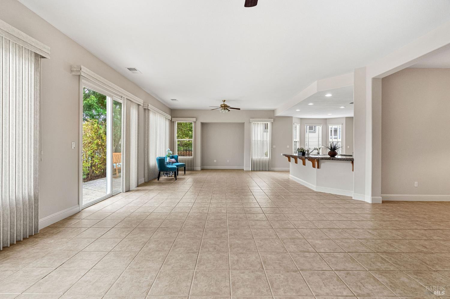 Detail Gallery Image 6 of 79 For 408 Willow Brook Way, Rio Vista,  CA 94571 - 2 Beds | 2/1 Baths