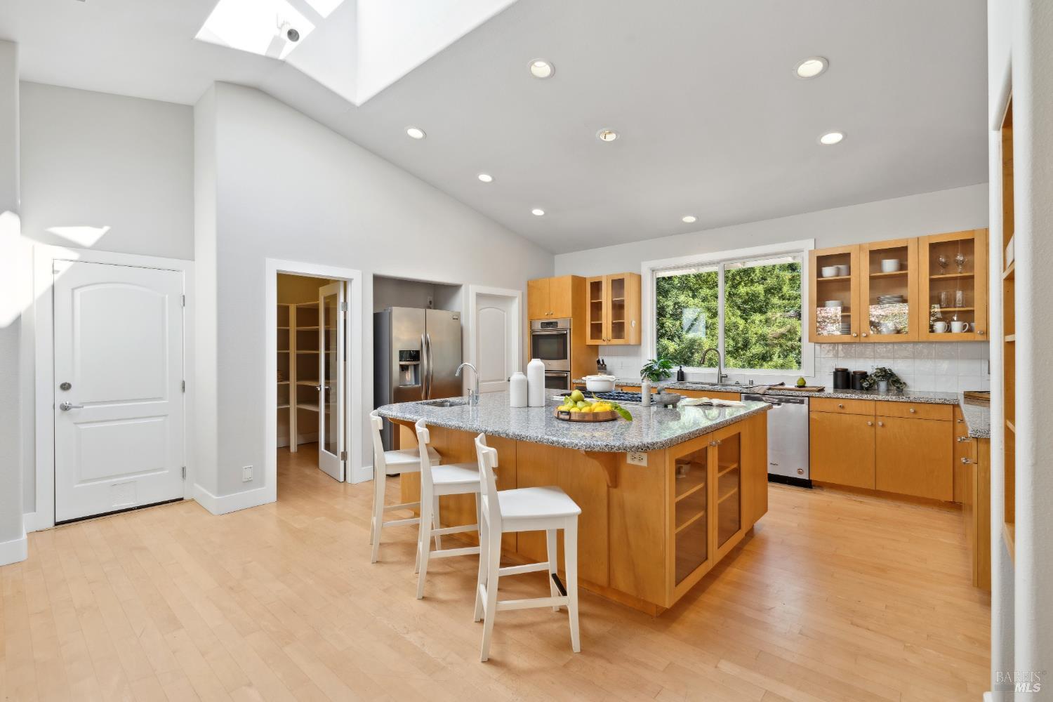 Detail Gallery Image 33 of 72 For 3750 Deer Meadow Ln, Occidental,  CA 95465 - 3 Beds | 3 Baths