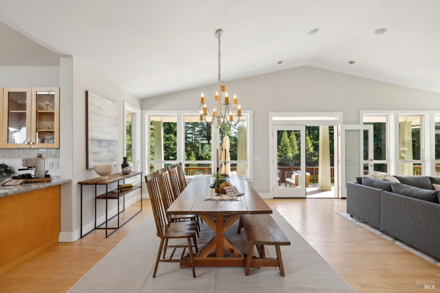 Detail Gallery Image 29 of 72 For 3750 Deer Meadow Ln, Occidental,  CA 95465 - 3 Beds | 3 Baths