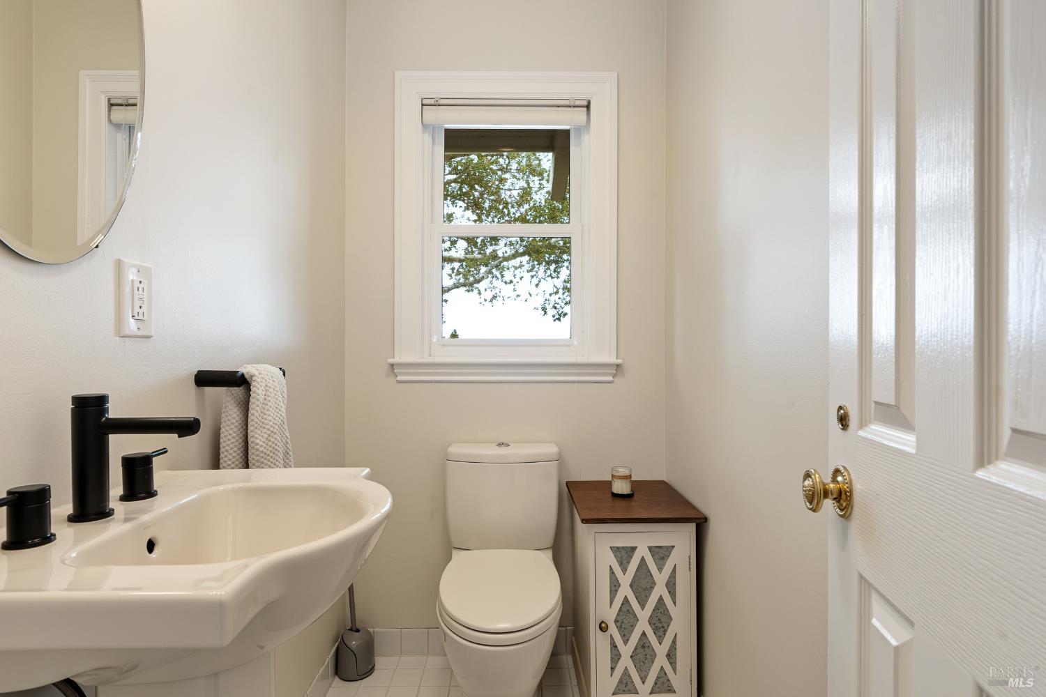 Detail Gallery Image 36 of 46 For 310 Redwood Ave, Corte Madera,  CA 94925 - 3 Beds | 2/1 Baths