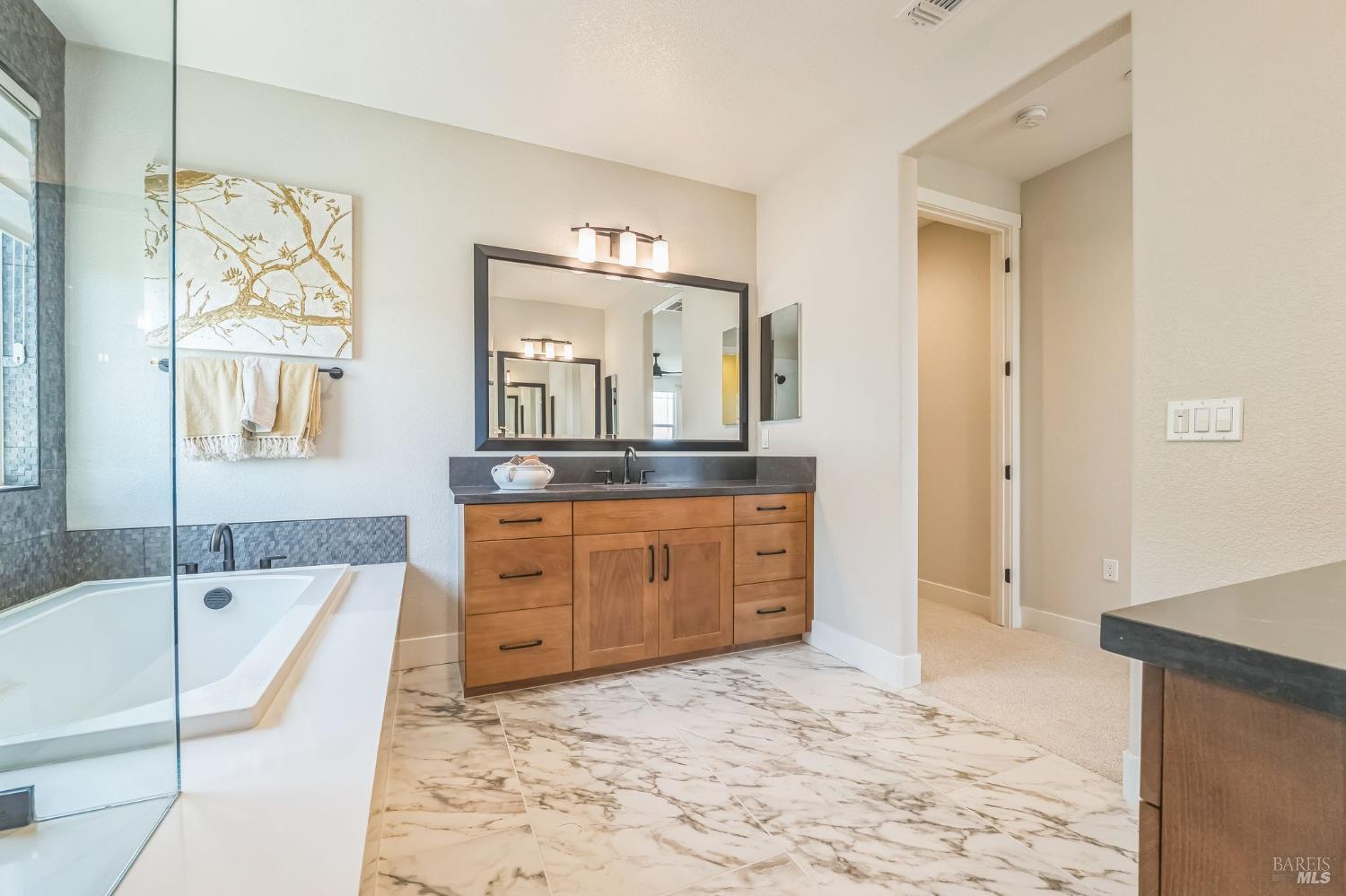 Detail Gallery Image 27 of 33 For 400 June Ct, Oakley,  CA 94561 - 5 Beds | 4/1 Baths