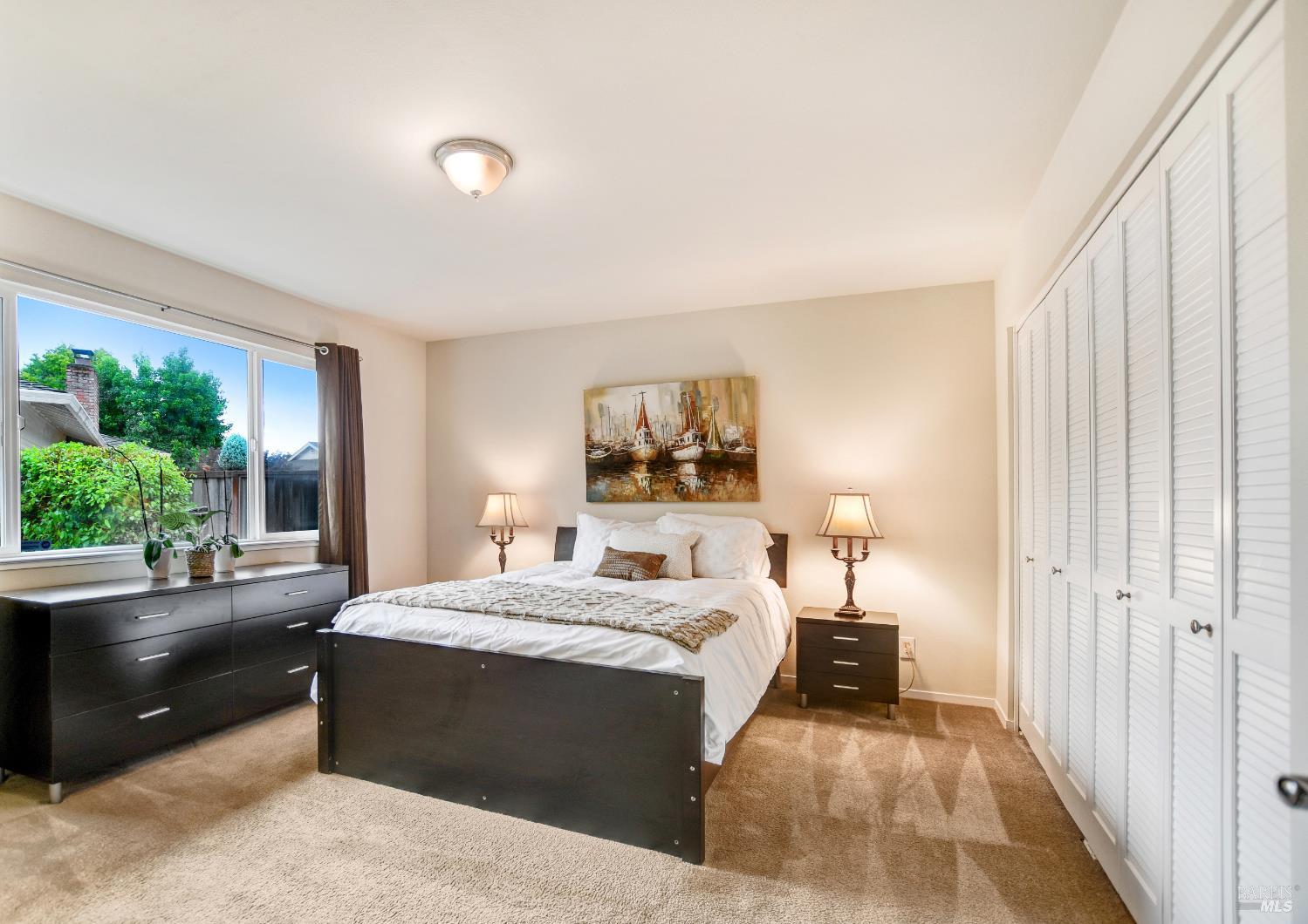 Detail Gallery Image 12 of 24 For 284 Valley Oaks Dr, Santa Rosa,  CA 95409 - 2 Beds | 2 Baths