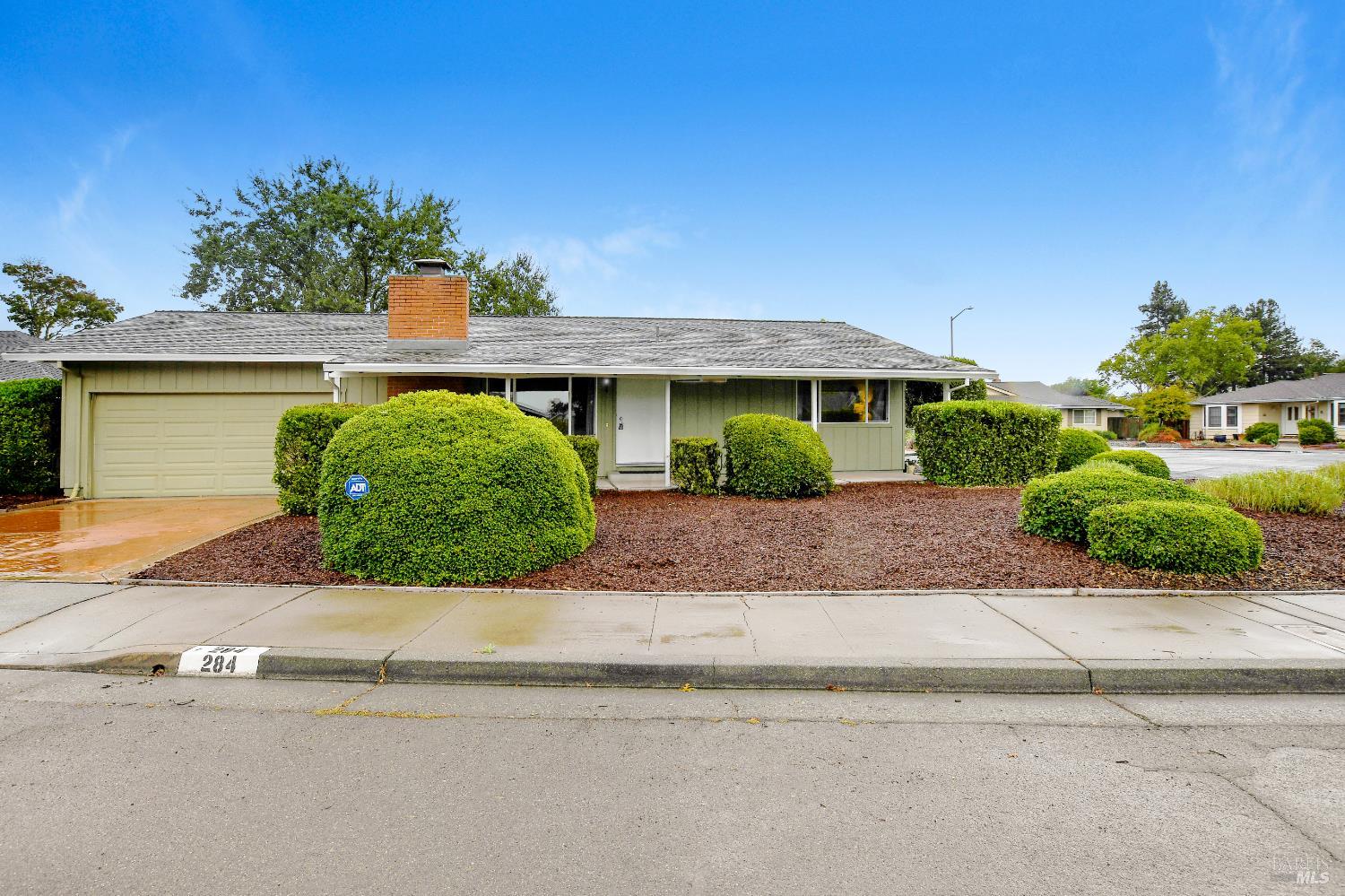 Front Image Thumbnail for BA325084111