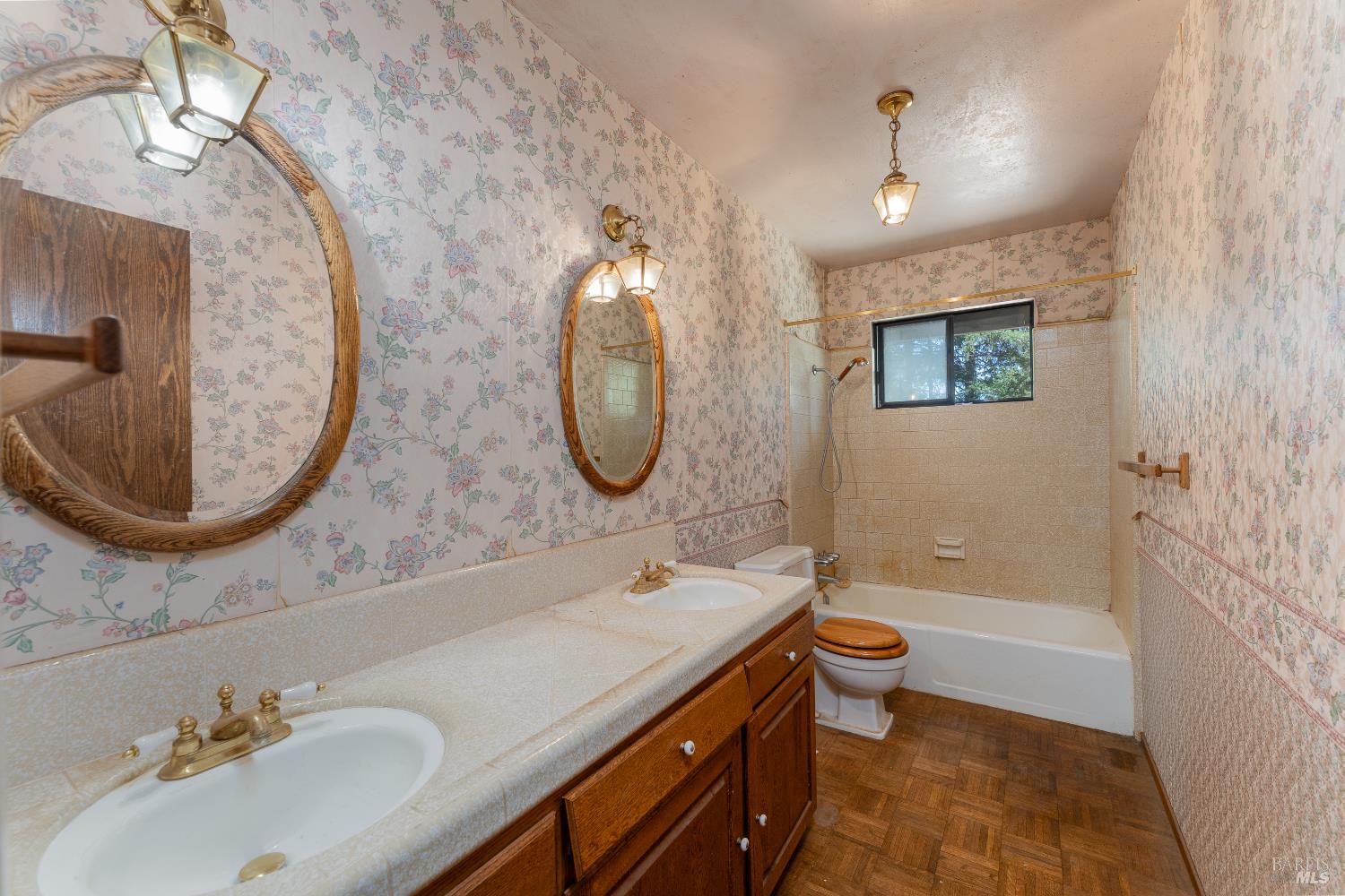 Detail Gallery Image 11 of 41 For 20201 Manzanita Dr, Willits,  CA 95490 - 3 Beds | 2 Baths