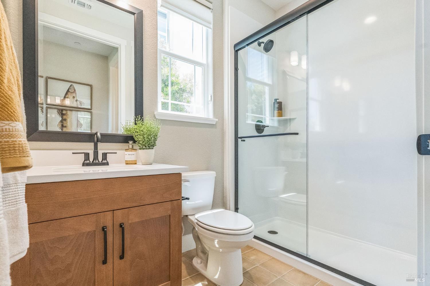 Detail Gallery Image 24 of 33 For 400 June Ct, Oakley,  CA 94561 - 5 Beds | 4/1 Baths